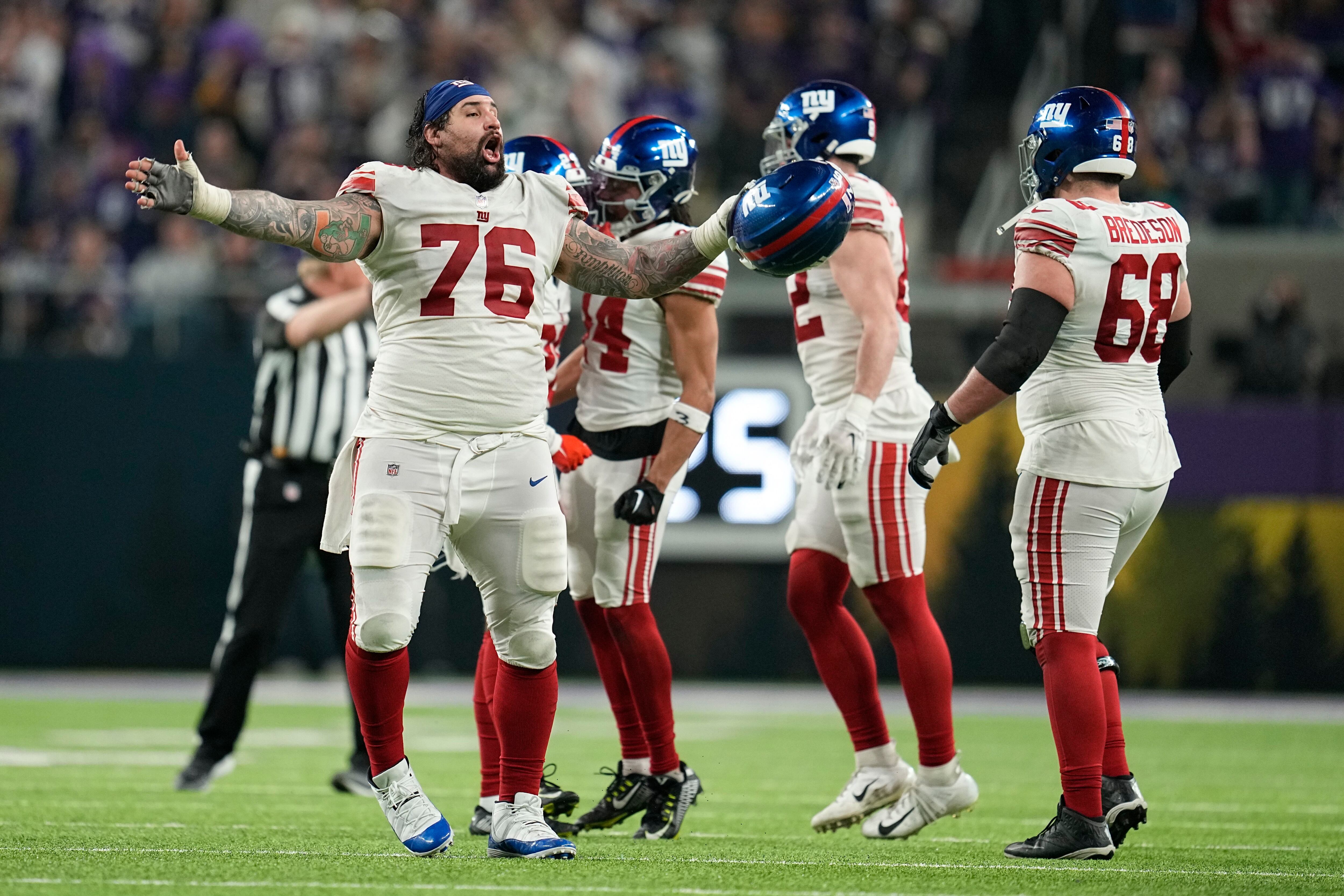 See Irv Smith Jr. catch his first NFL touchdown pass 