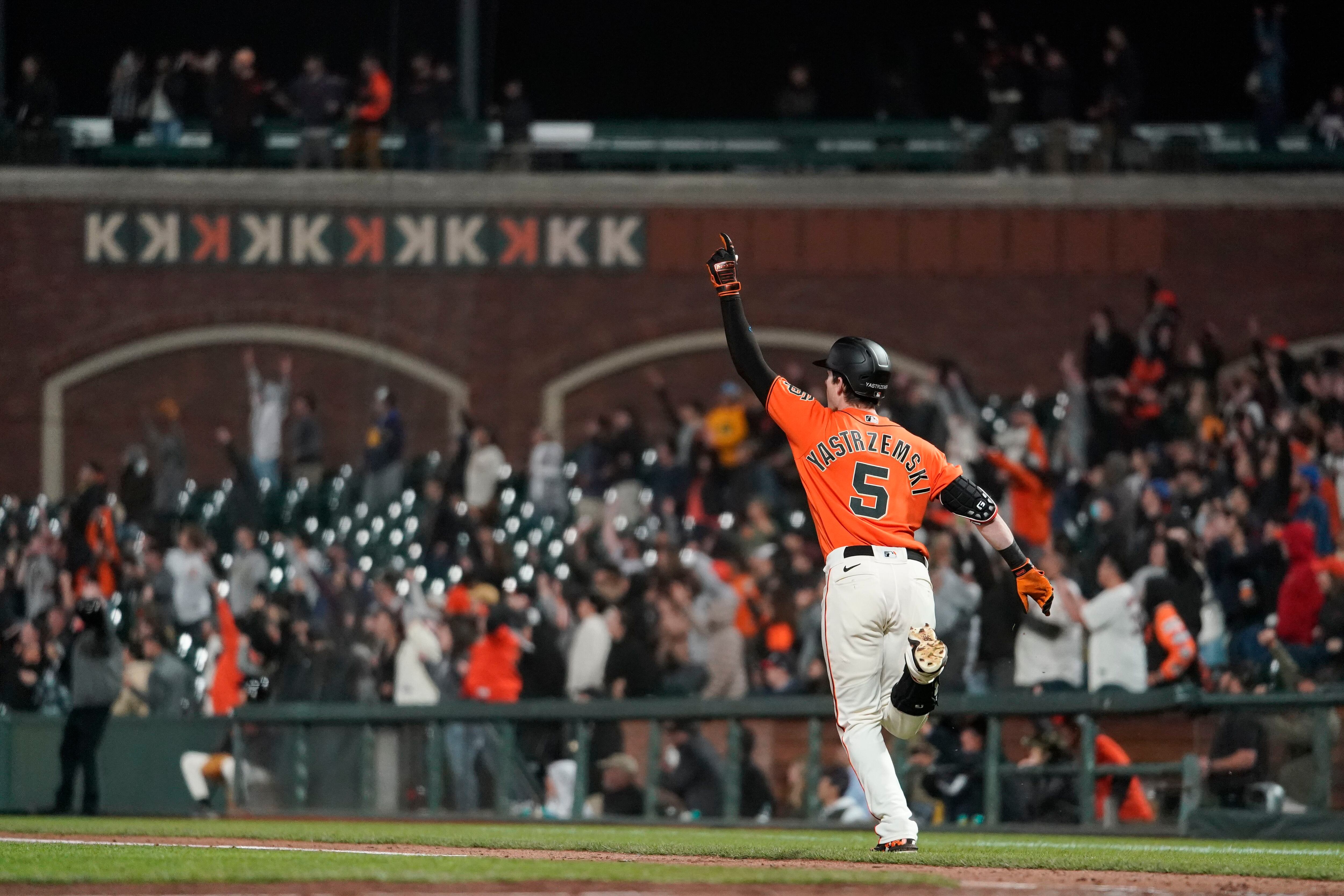 Brandon Crawford's kids had great reaction to walk-off homer