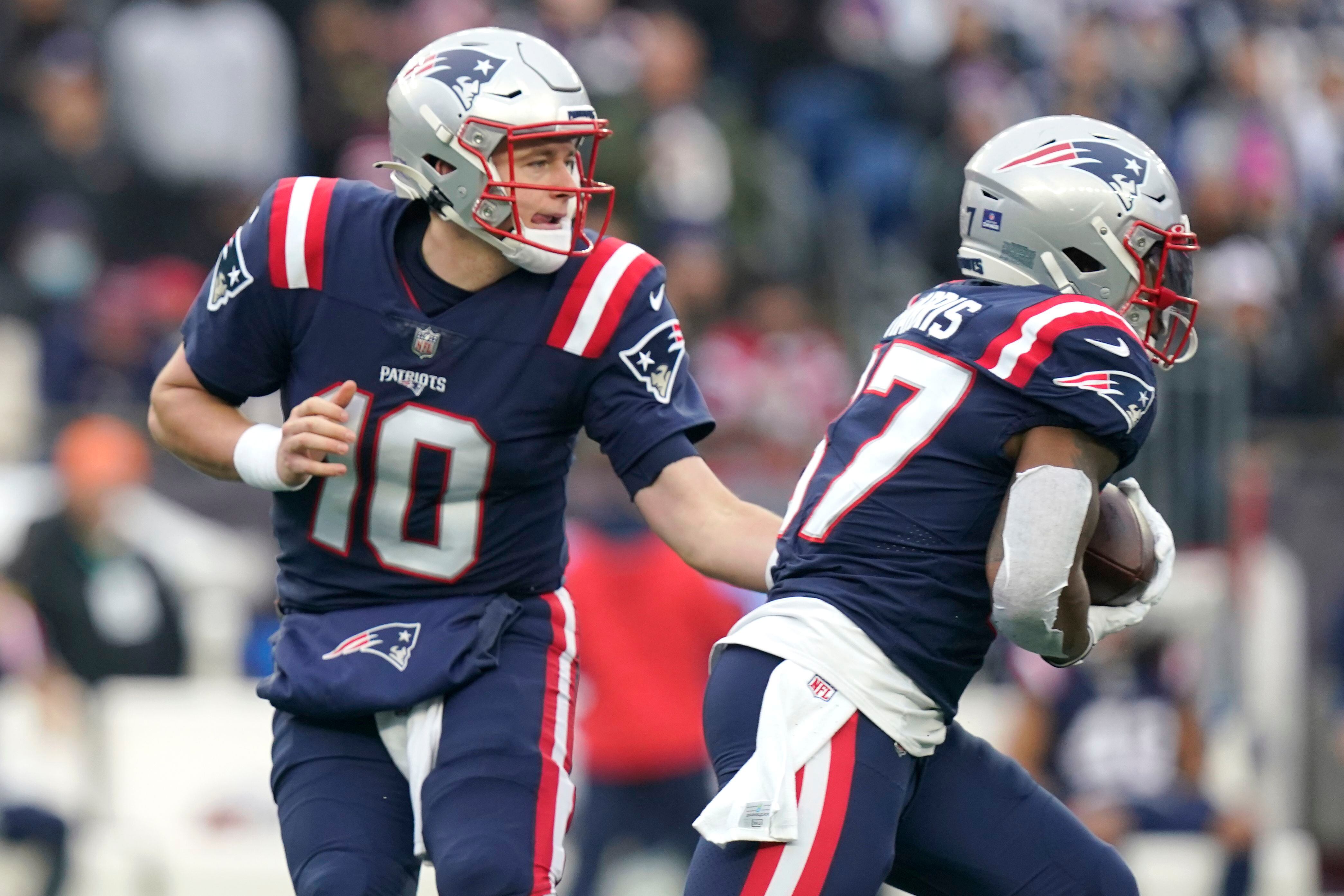 Patriots earn playoff berth, beat Jaguars 50-10