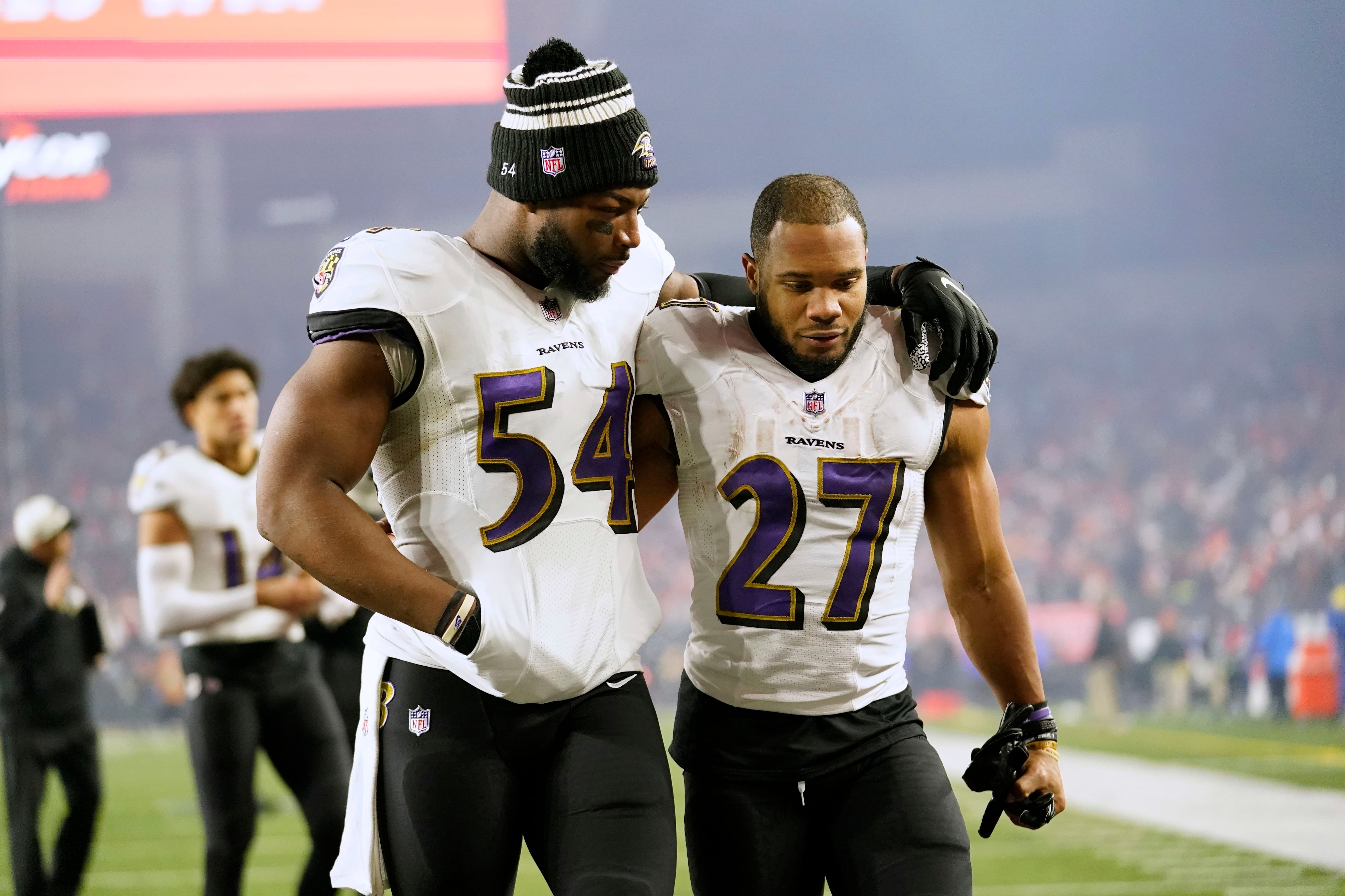 Huntley's fumble ends Ravens' season with Jackson back home