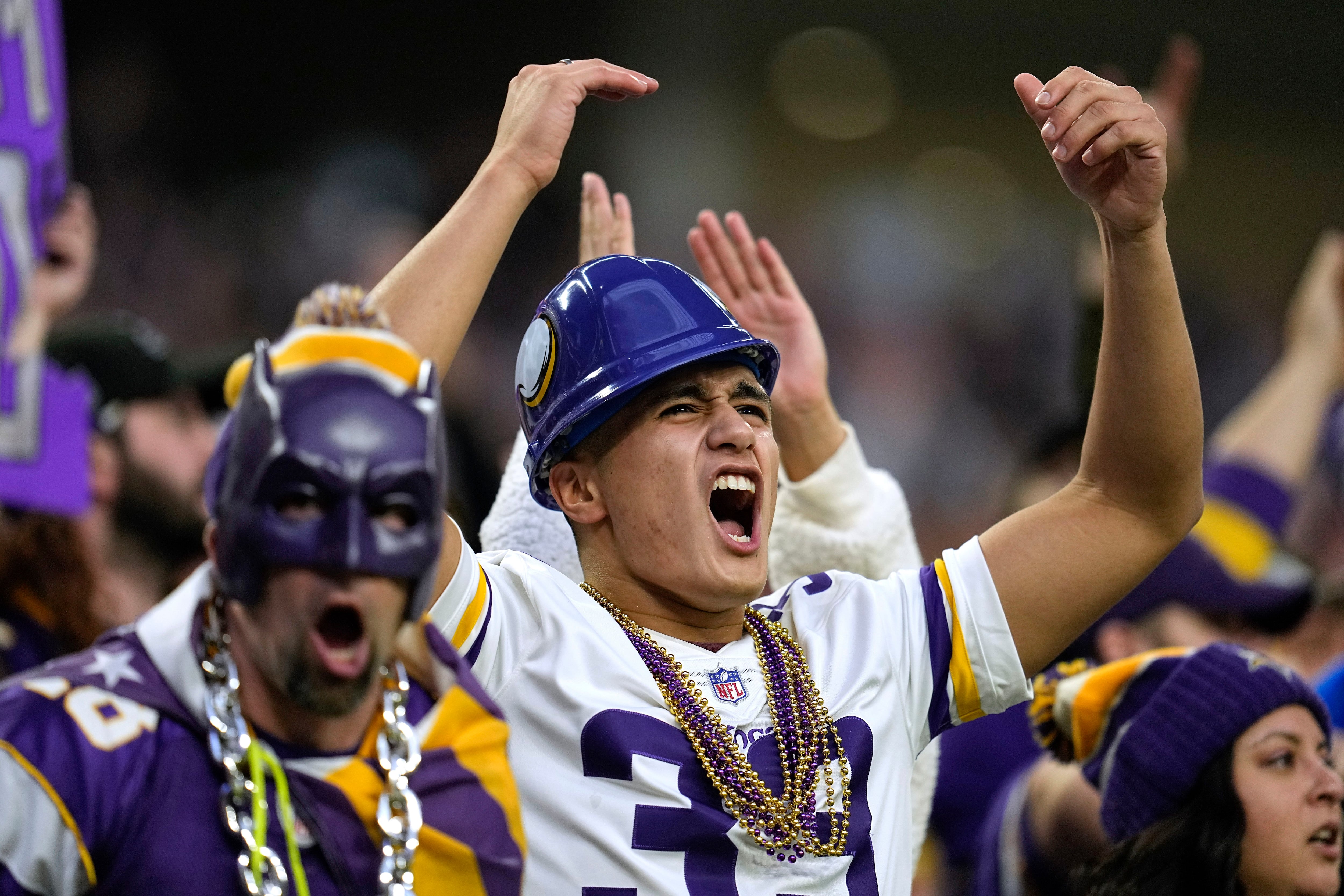 Minnesota Vikings rally to biggest comeback in NFL history, edge Indianapolis  Colts in overtime - BusinessWorld Online