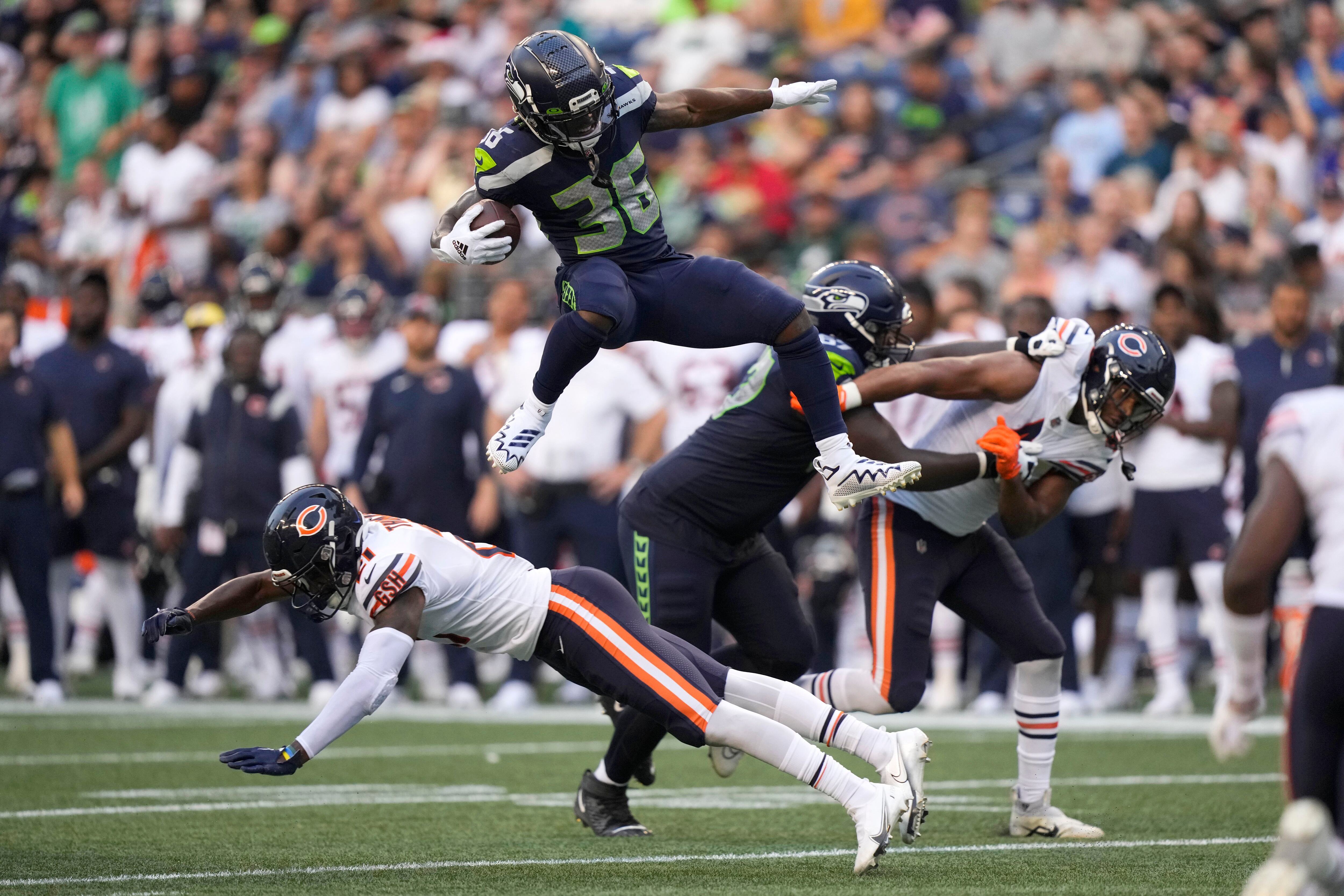 Chicago Bears kicker Cairo Santos (2) talks with Seattle Seahawks