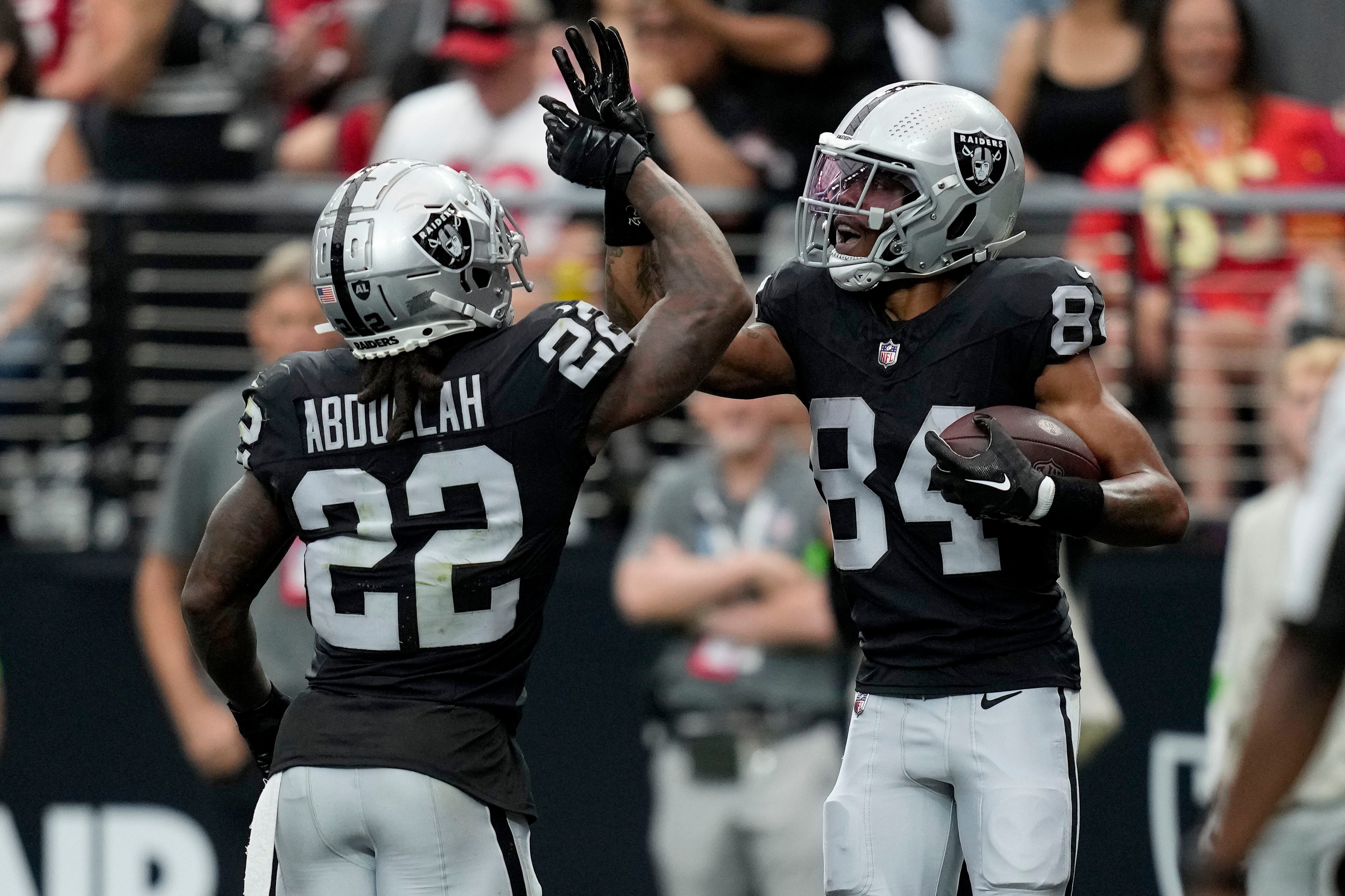 O'Connell efficient in leading Raiders to a 34-7 preseason win