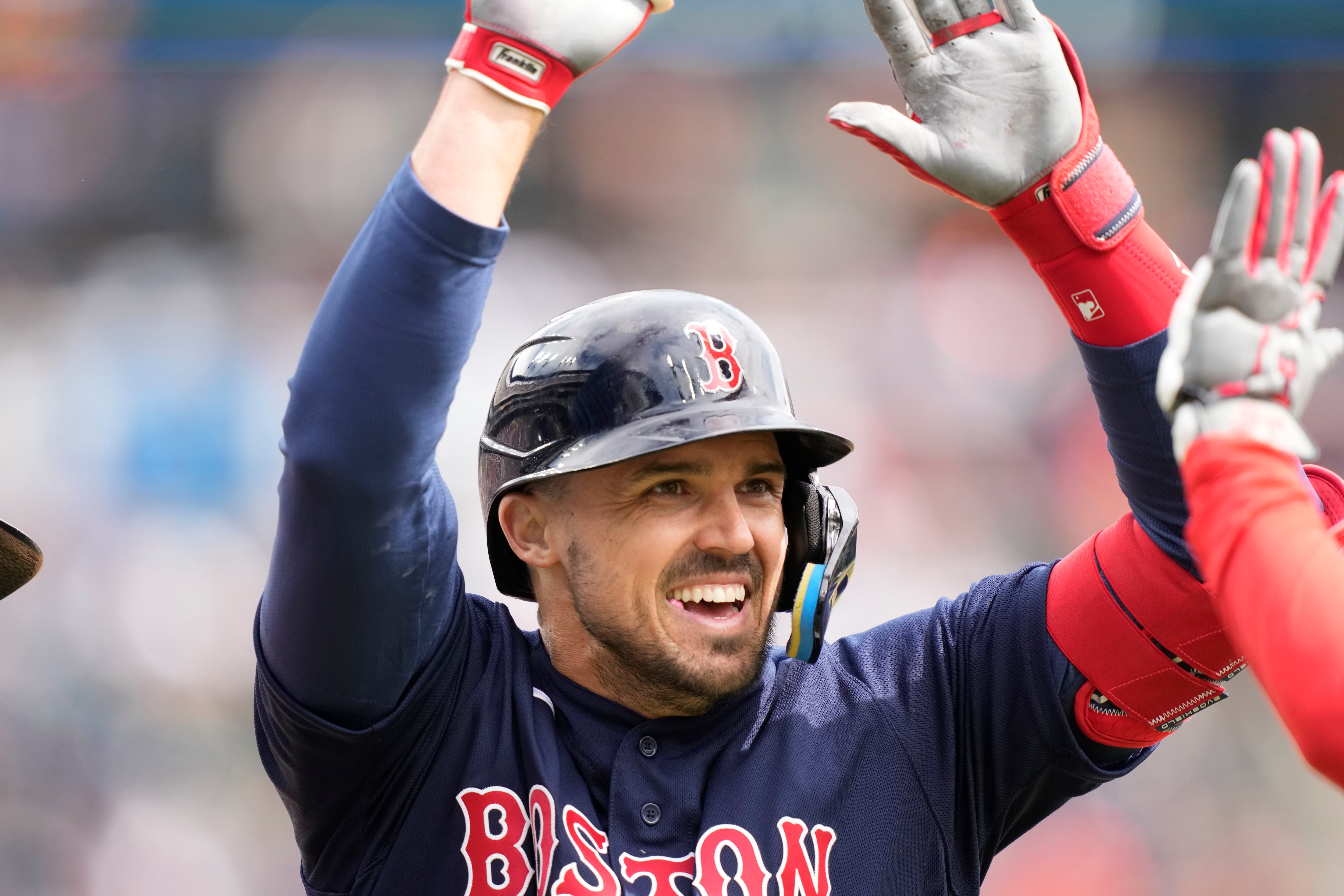 Red Sox place Adam Duvall on IL with distal radius fracture