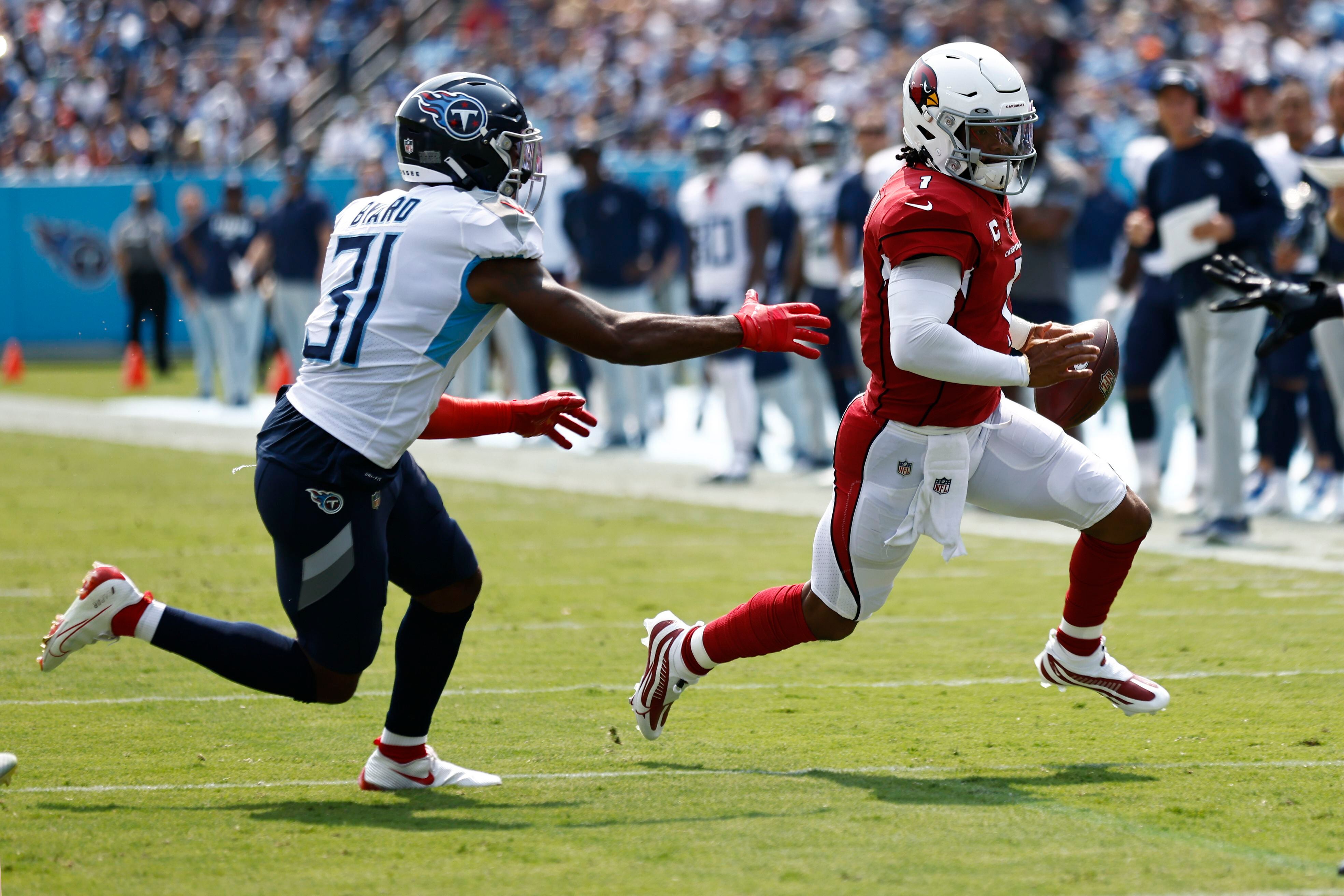 Cardinals rout Titans, 38-13