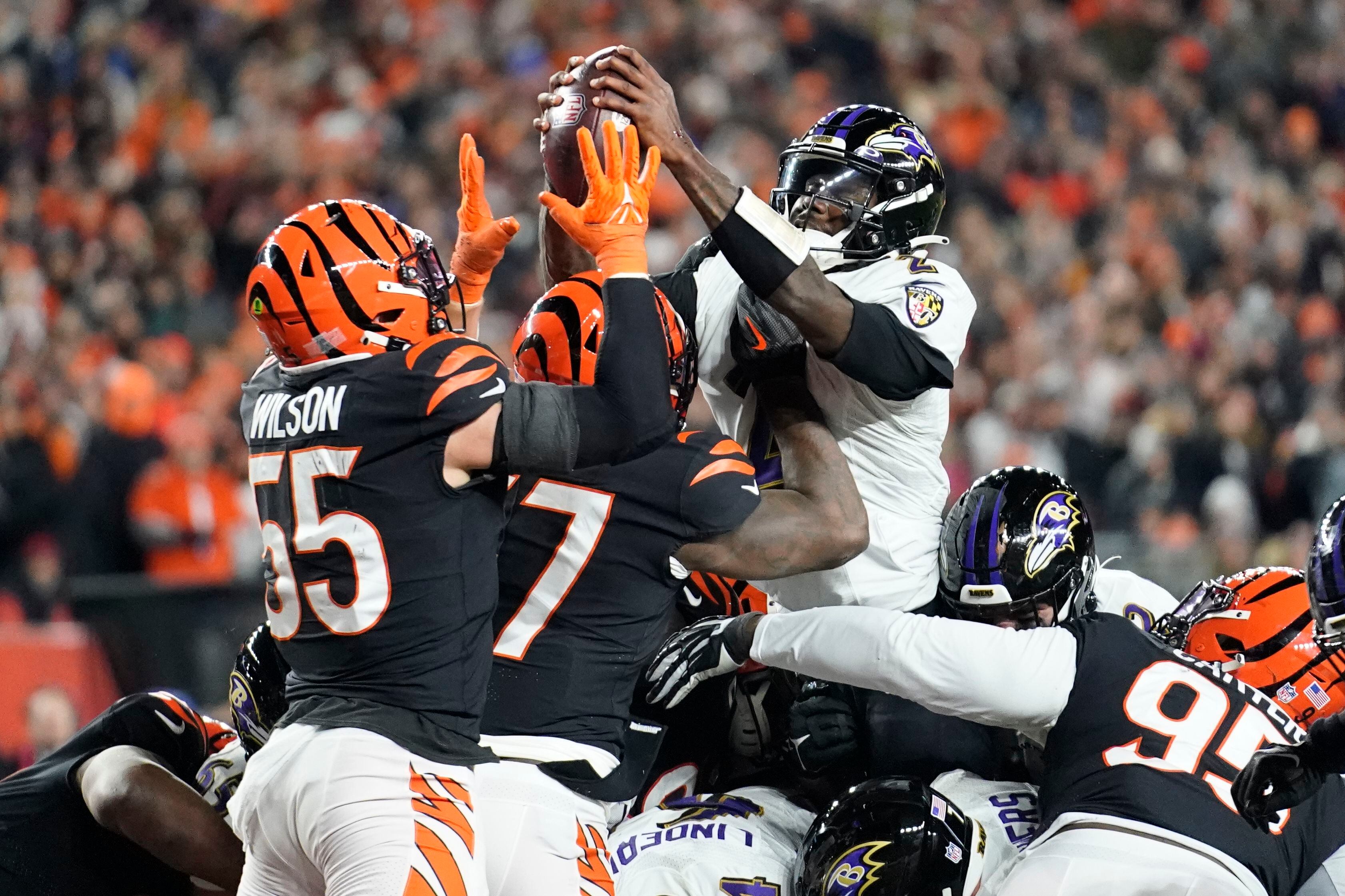 Ravens Break Out All-Black Unis for Sunday Night Football vs. Bengals