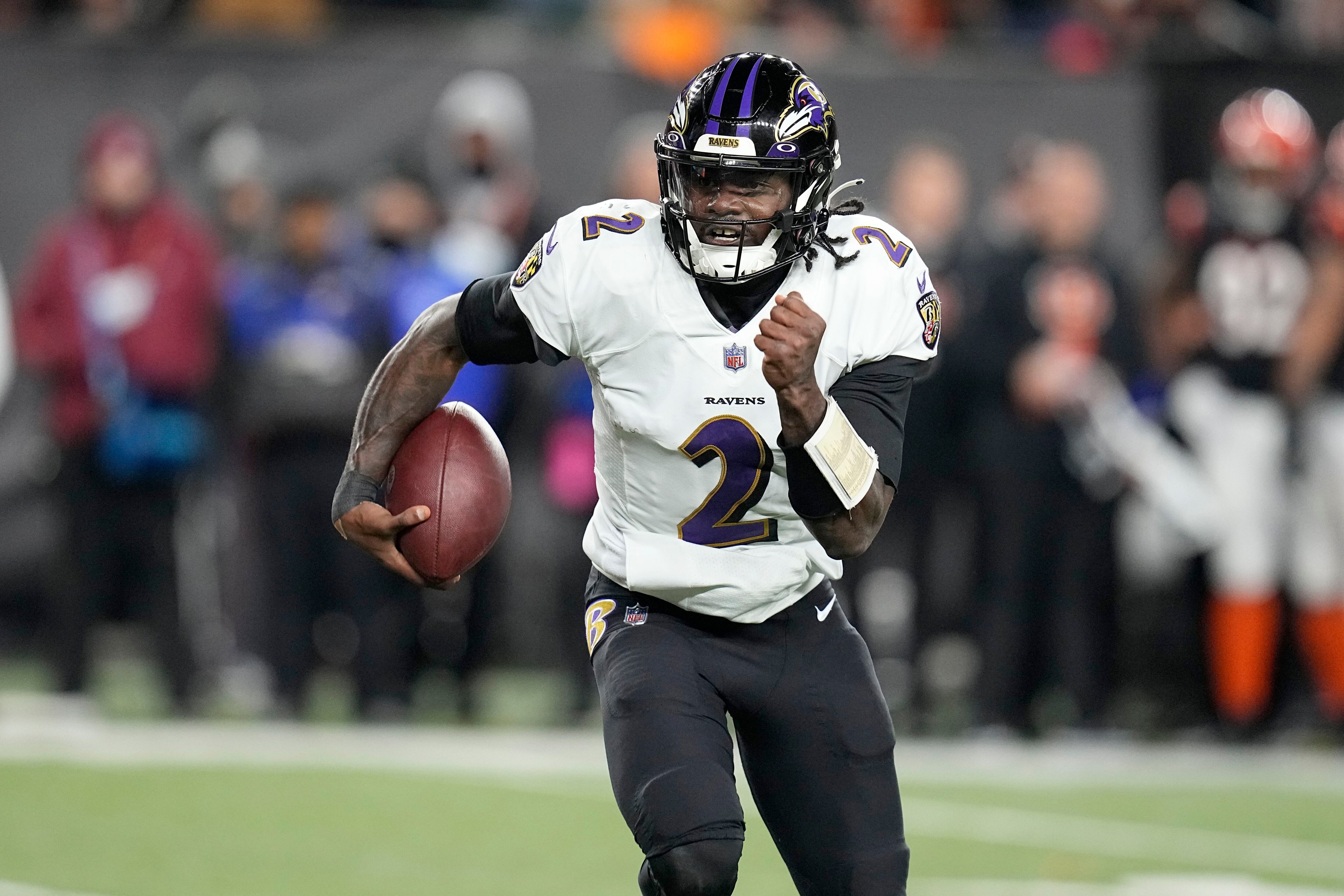 NFLN: Ravens to Play Both Tyler Huntley, Anthony Brown vs. Bengals