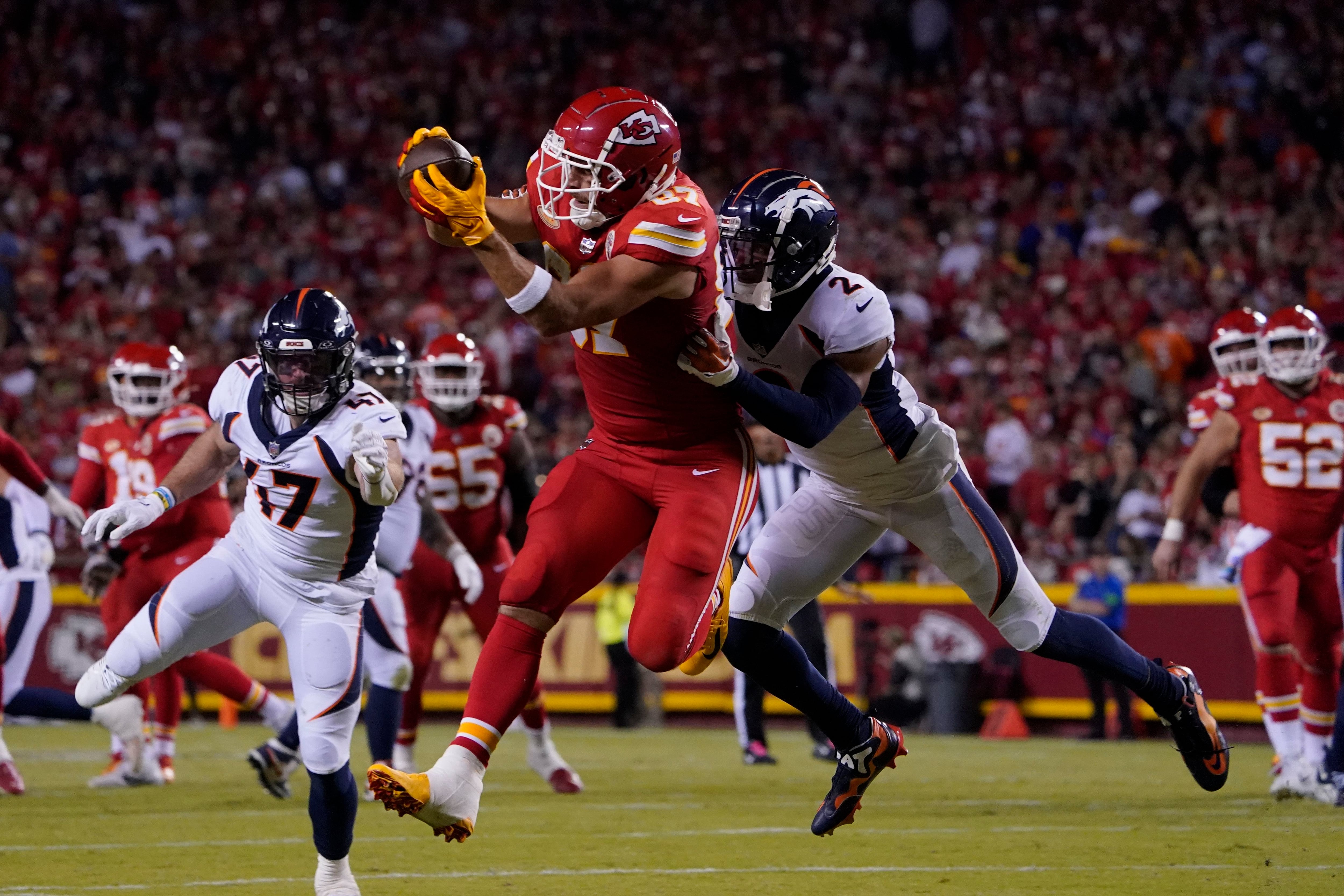 Denver Broncos vs. San Francisco 49ers NFL game story