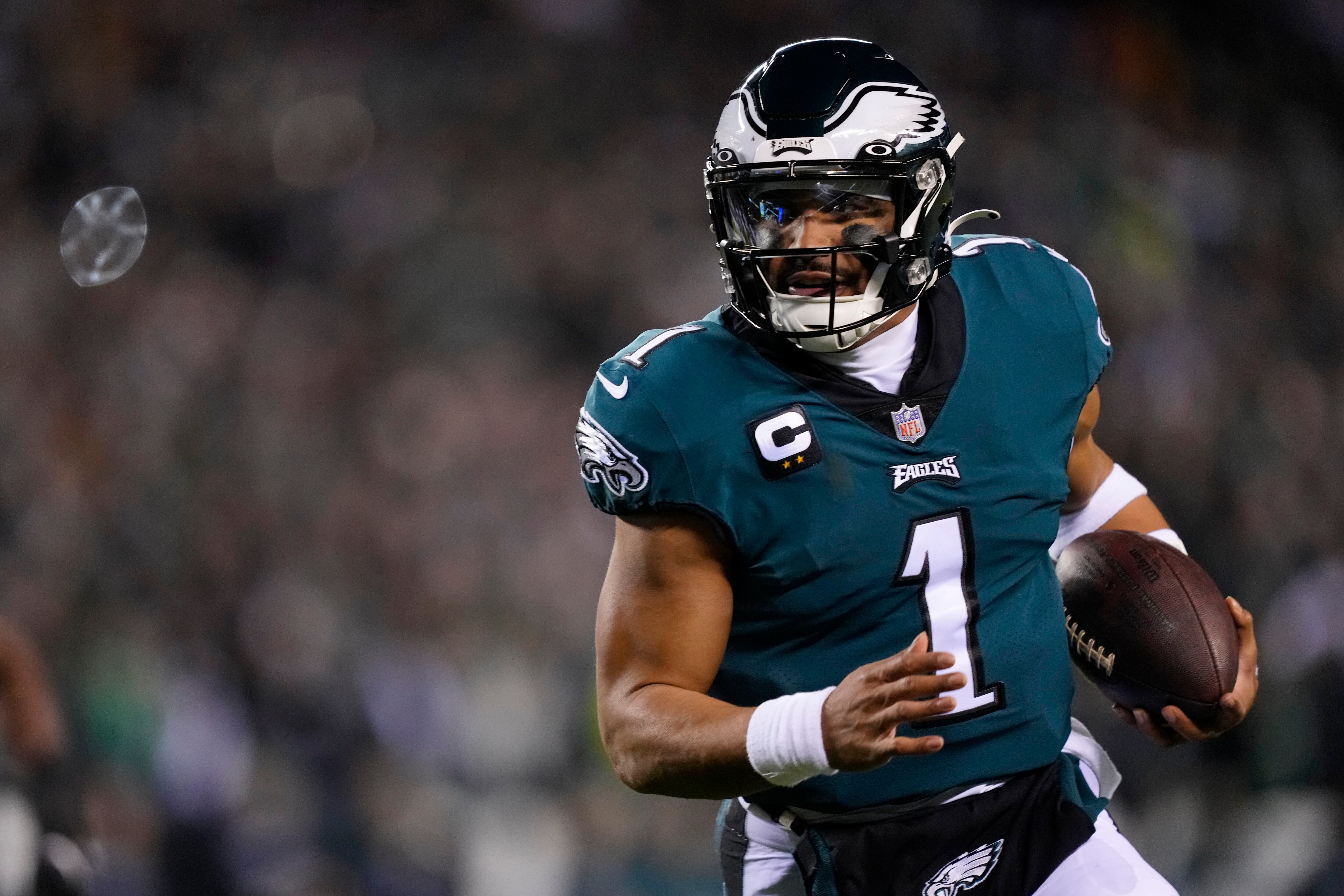 DETROIT, MI - SEPTEMBER 11: Philadelphia Eagles quarterback Jalen Hurts (1)  looks at the video board as he walks to the sideline at the end of the first  quarter during a regular