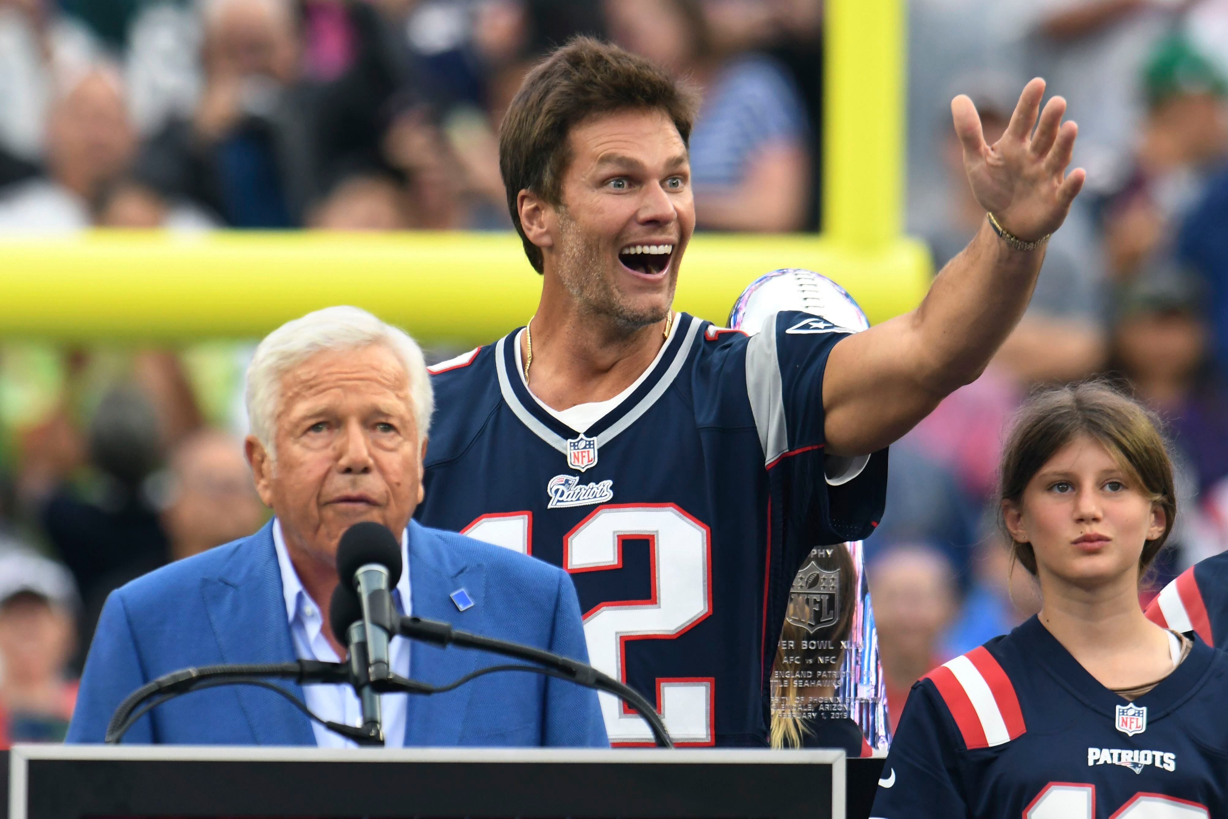 Tom Brady returns to hero's welcome in New England and declares himself a  'Patriot for life'