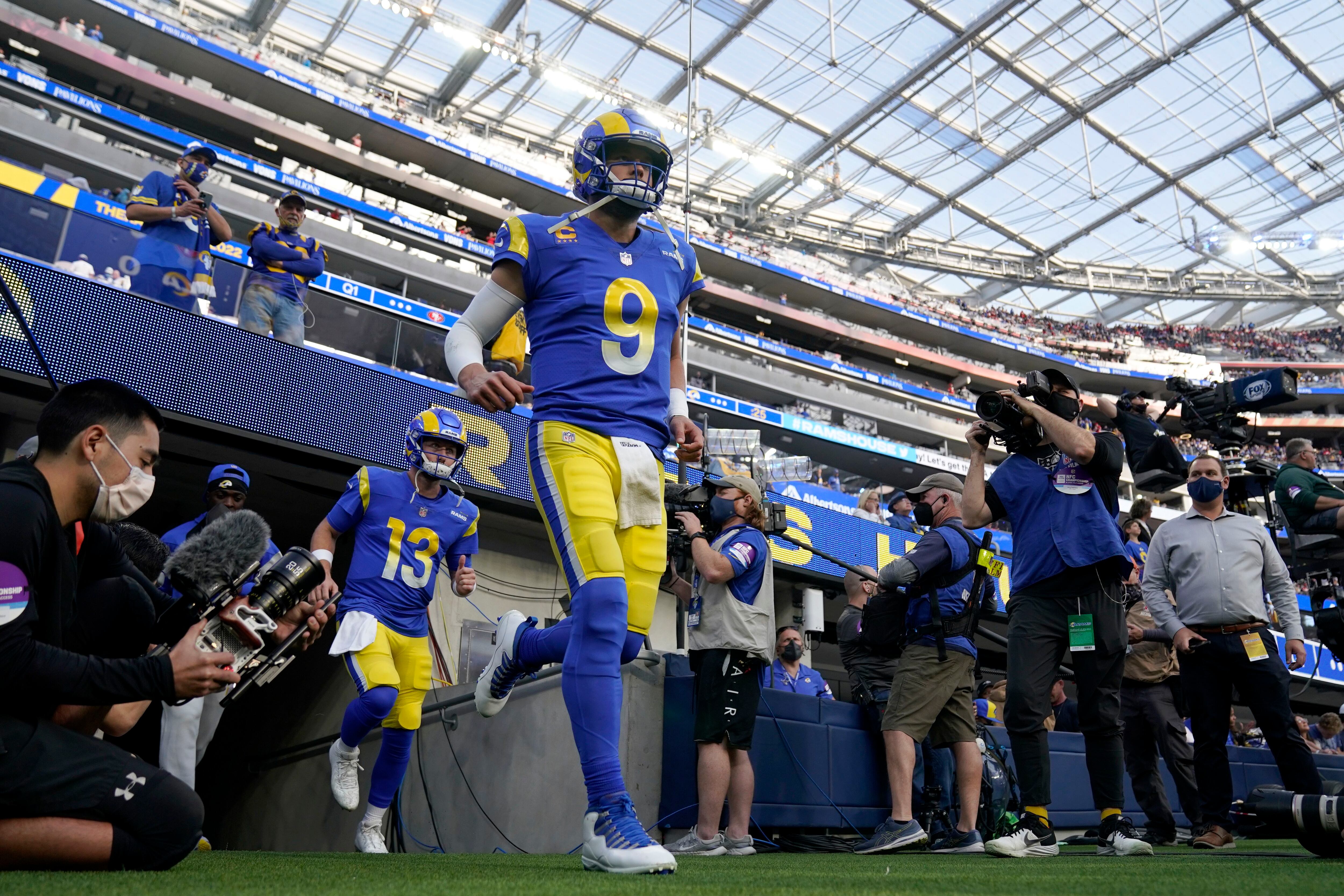 Dodgers Video: Clayton Kershaw Welcomes Matthew Stafford To Rams