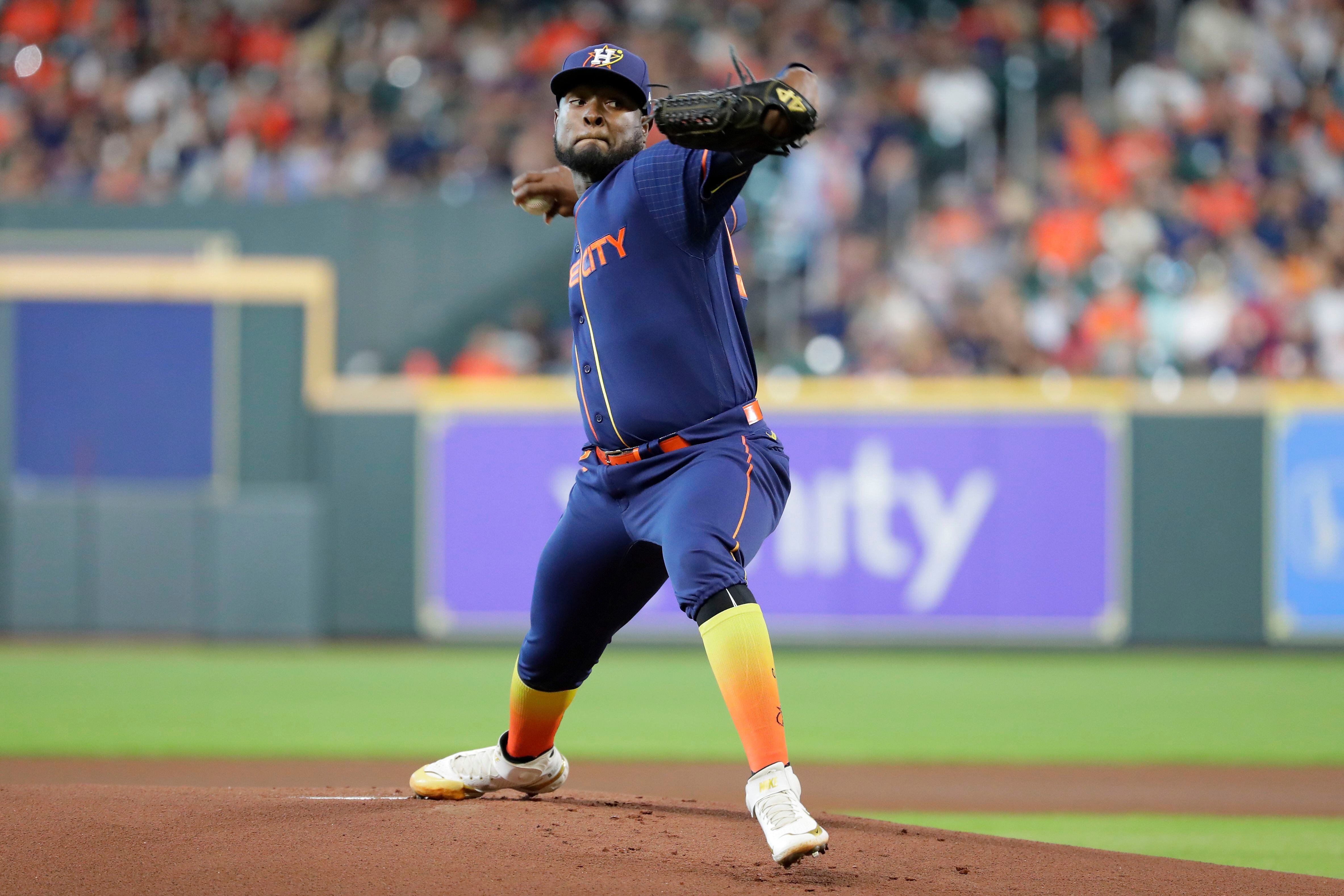 Benches clear in 9th, Servais tossed as Mariners beat Astros