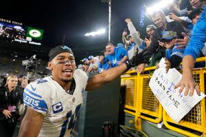 Detroit Lions make statement, their fans just as loud during, after win at  Lambeau Field