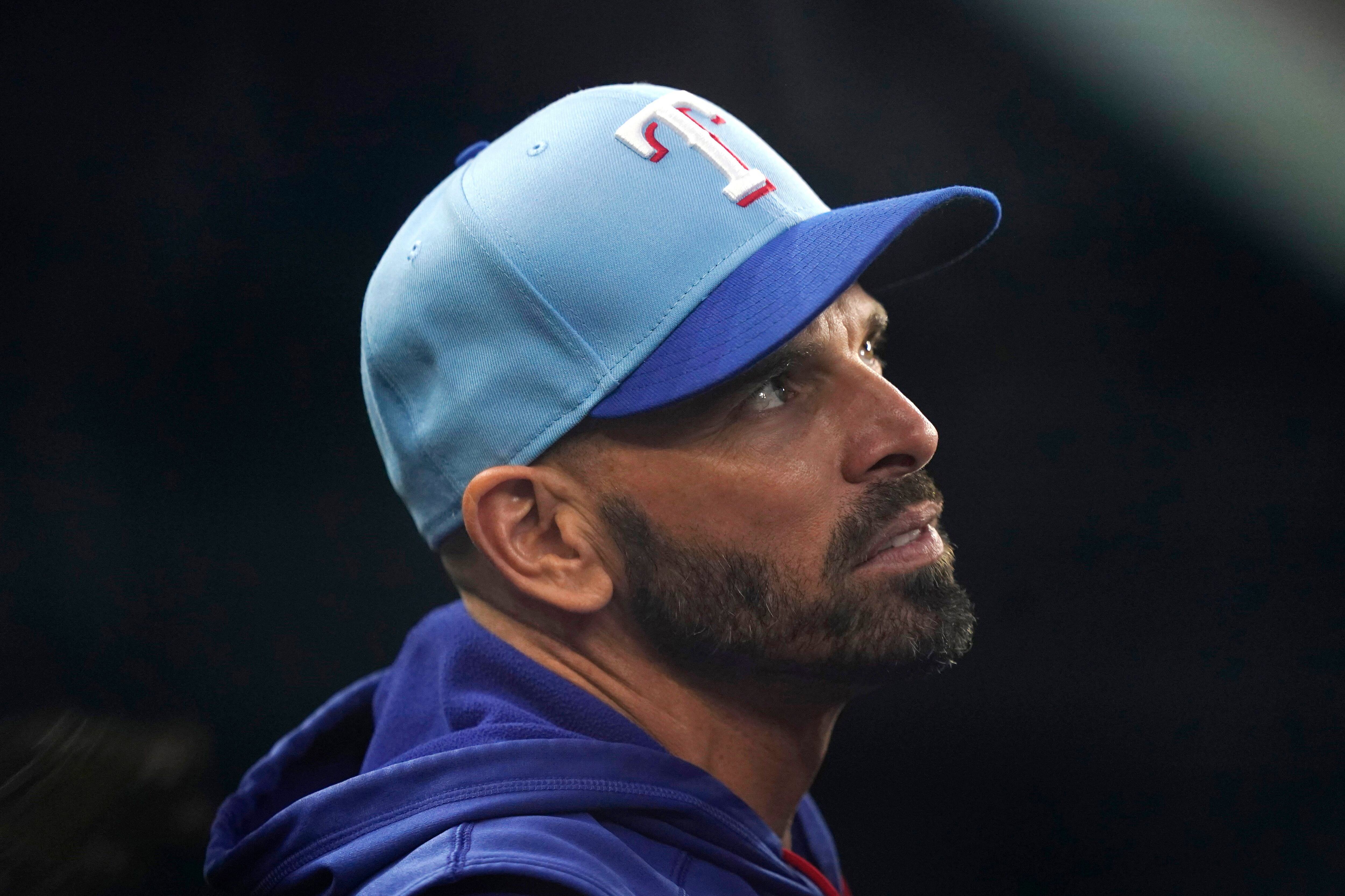 Chris Woodward hired as Texas Rangers manager after 3 years with Los  Angeles Dodgers