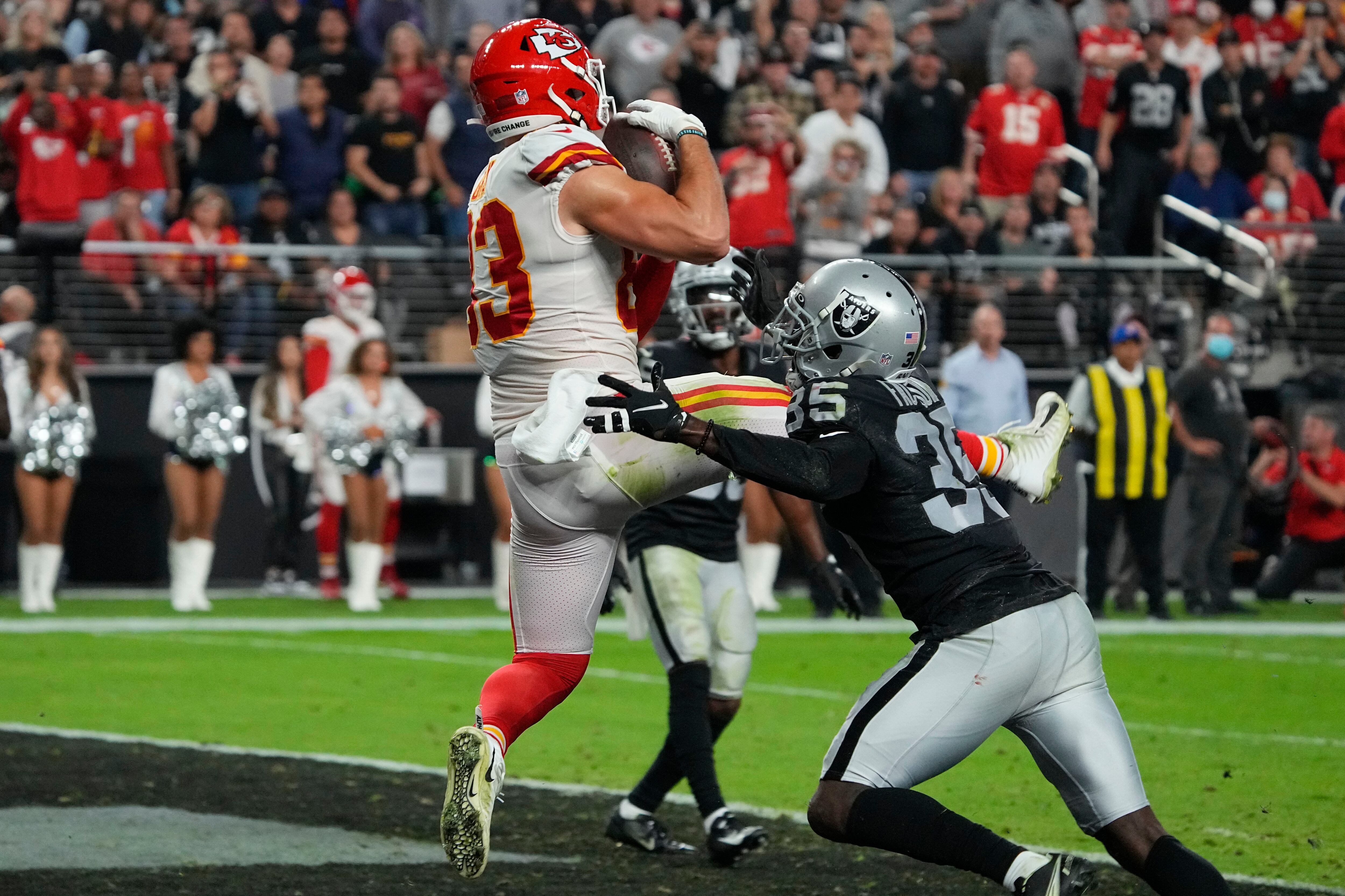 Mike Hughes, Tommy Townsend among Chiefs who helped themselves vs. 49ers