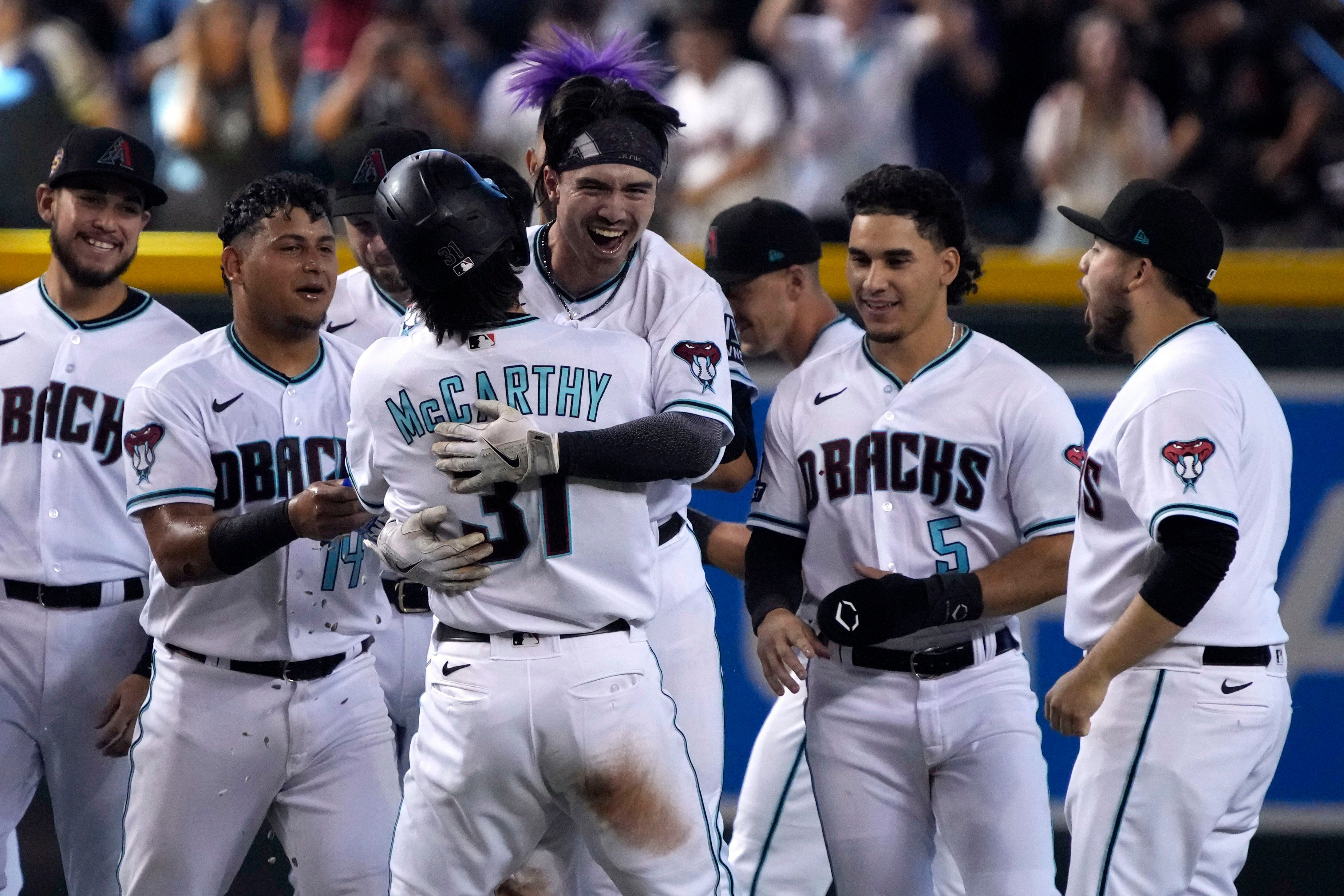 Corbin Carroll becomes first rookie to have 25 homers, 50 stolen bases