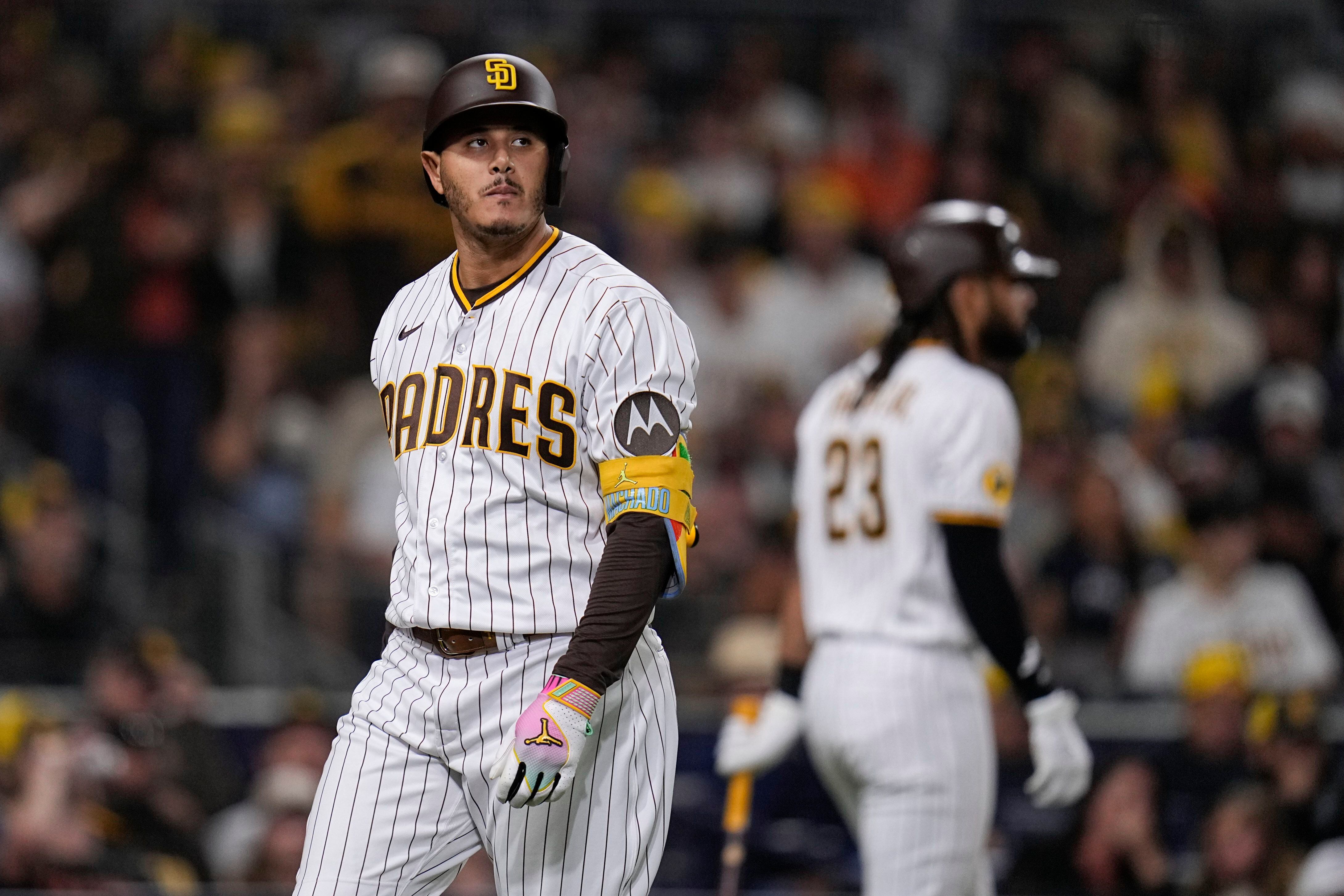 BRET BOONE DOESN'T BLAME BOB MELVIN FOR THE 2023 PADRES SEASON 