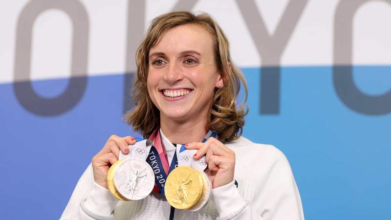 Podcast: Grabbing a bite to eat with Katie Ledecky
