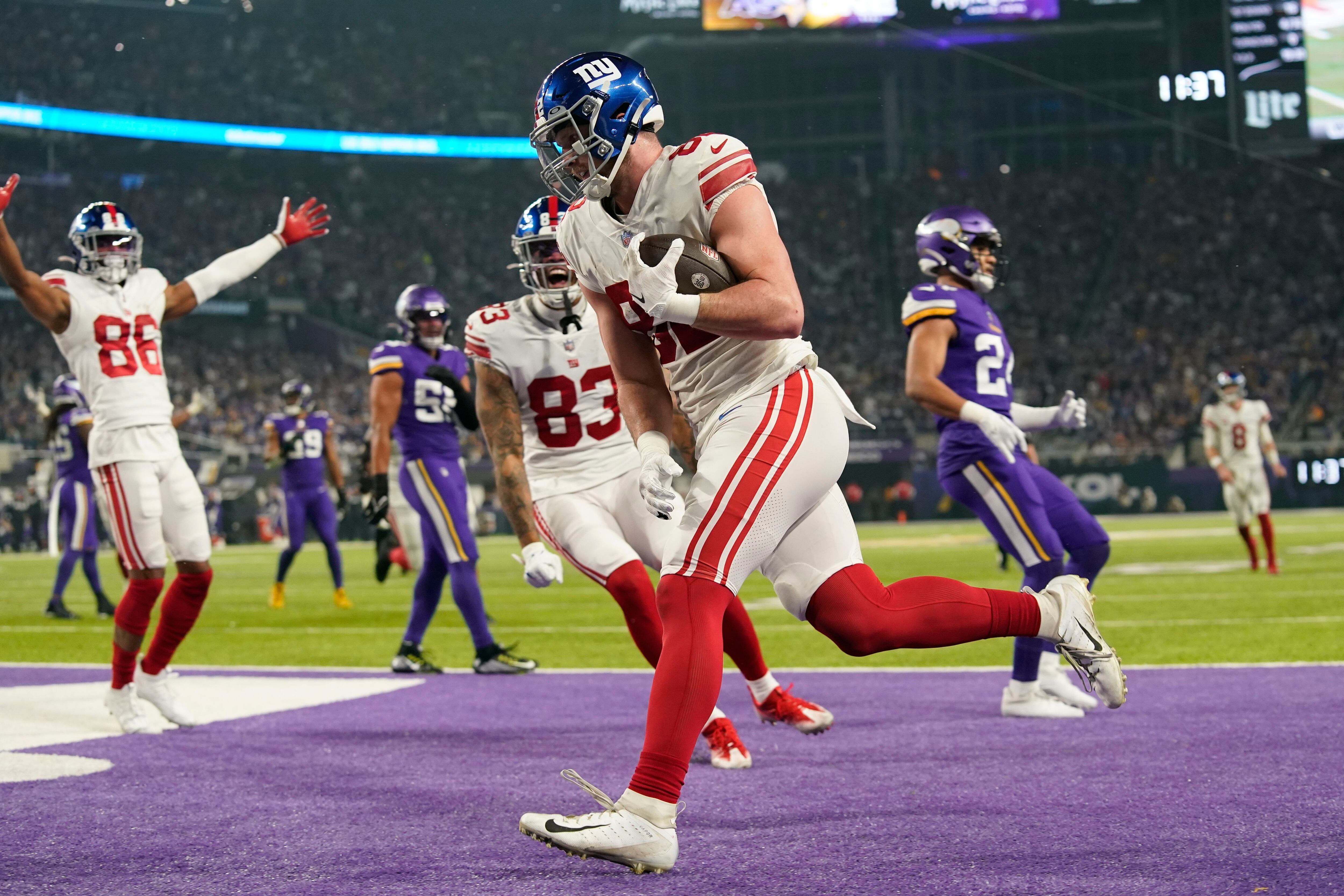 Saquon Barkley scores twice as Giants outlast Vikings for 1st playoff win  in 11 years, setting up rematch with the Eagles – The Morning Call