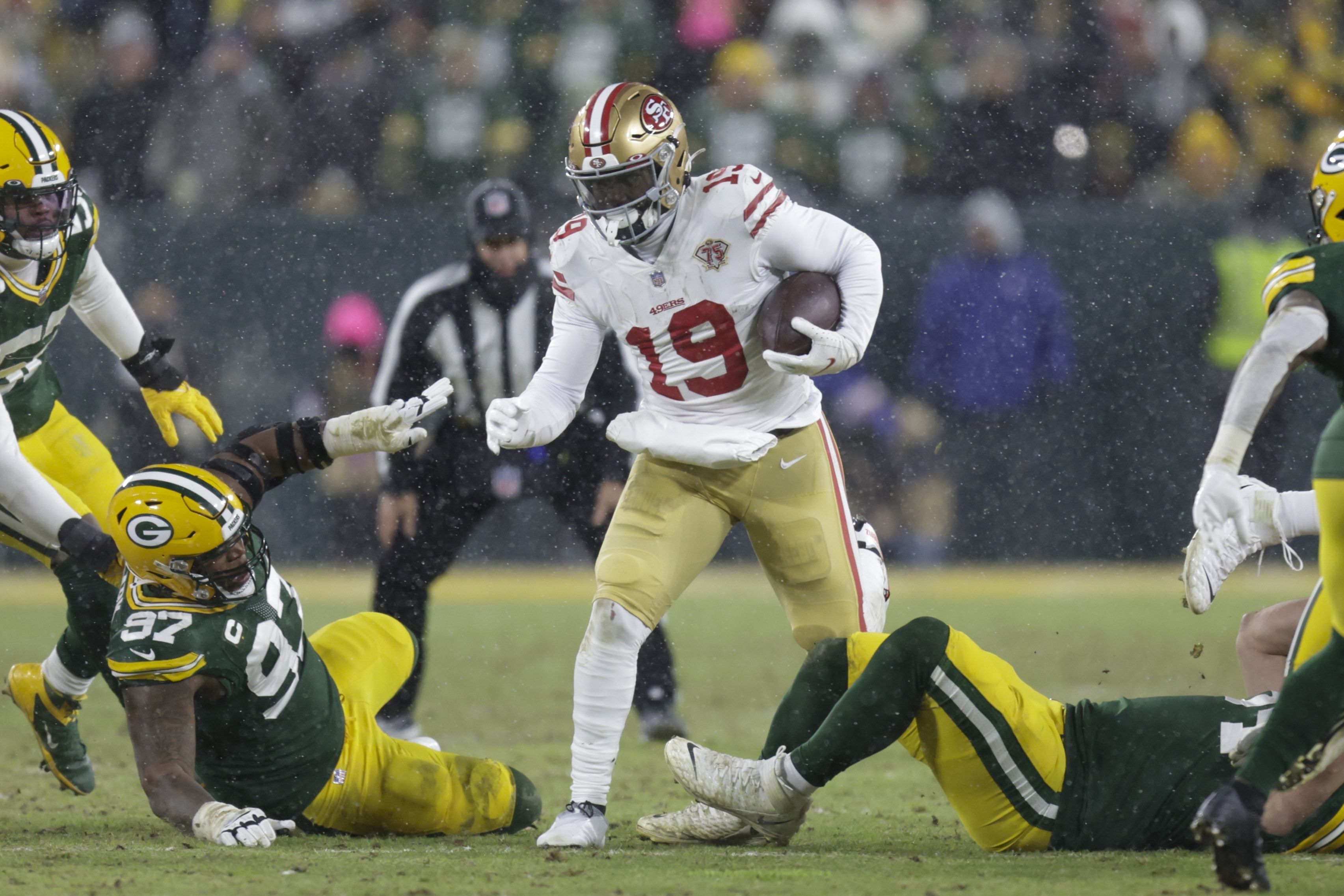 49ers dash Packers' playoff dreams, 13-10