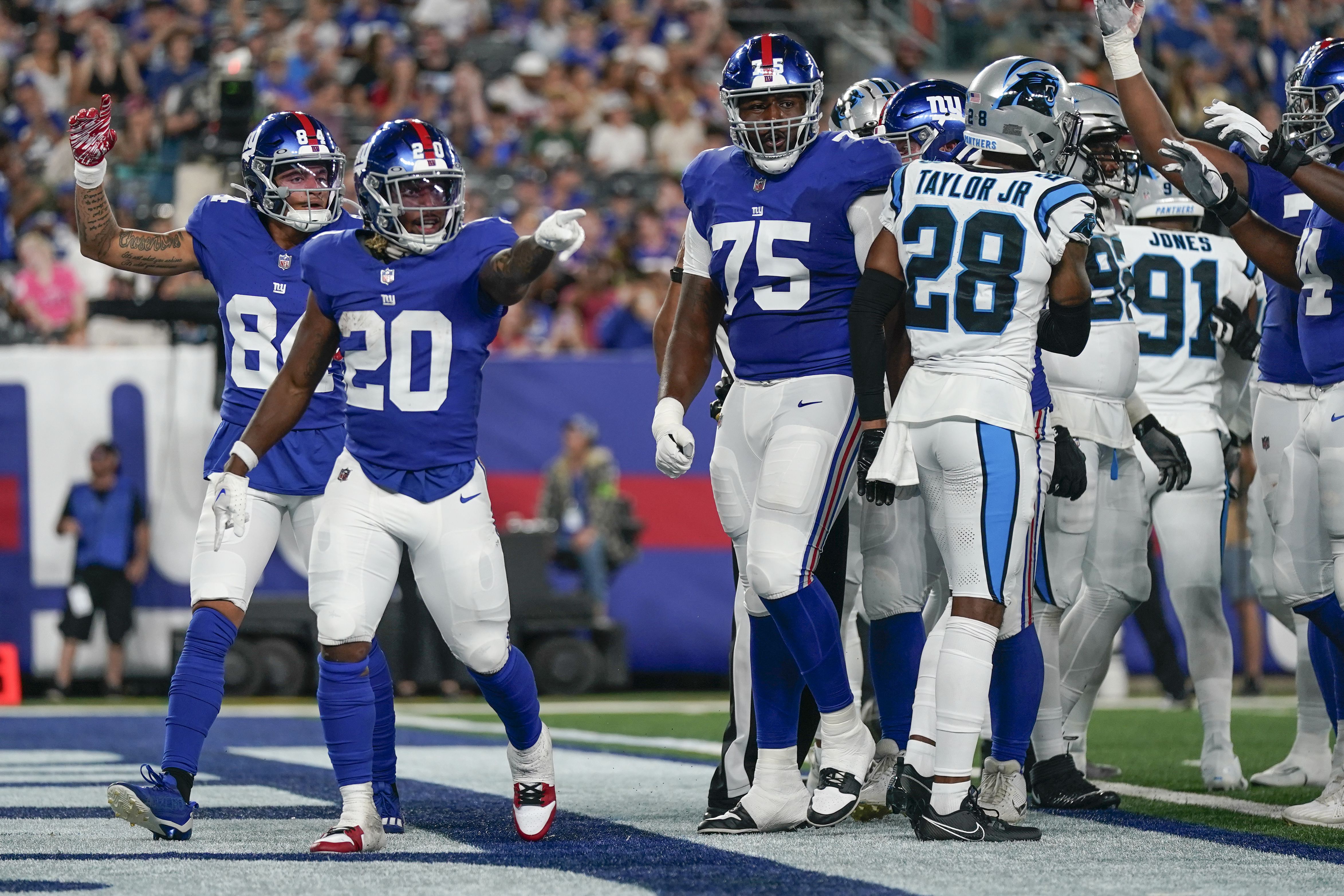 Carolina Panthers Drop Preseason Game to New York Giants 21-19