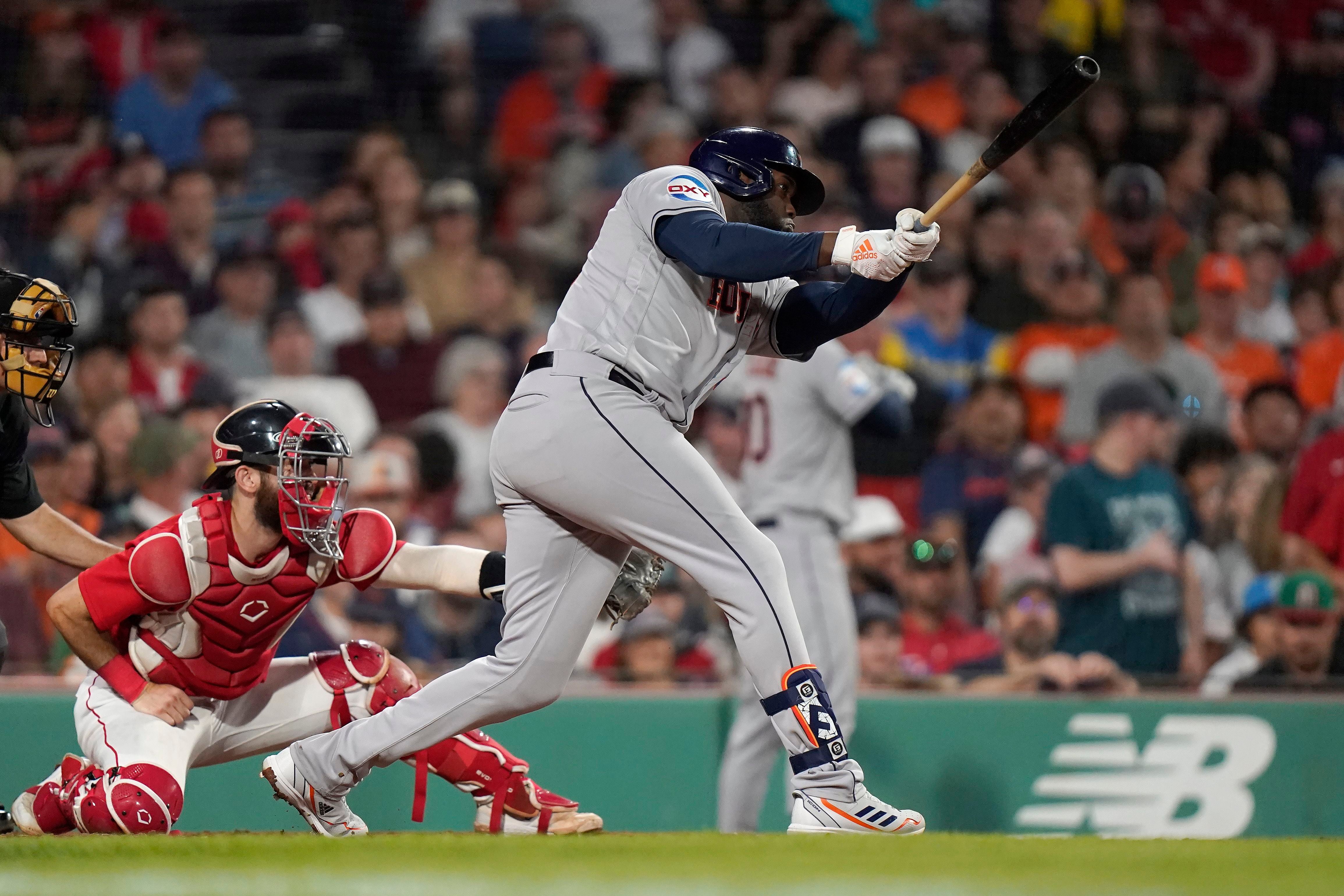 Wilyer Abreu hits first Major League home run vs. Astros