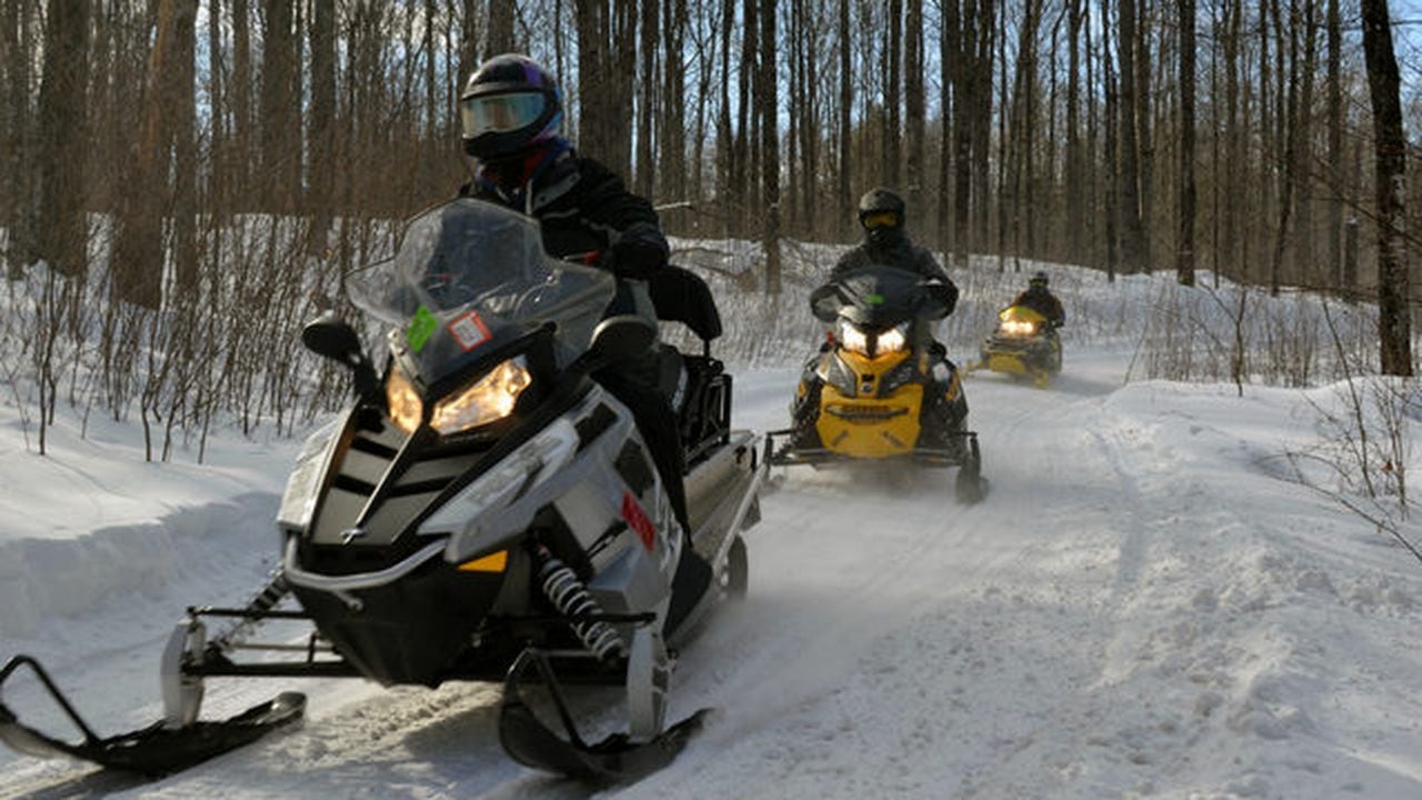 Deadly crashes claim lives of 5 Michigan snowmobilers in single day