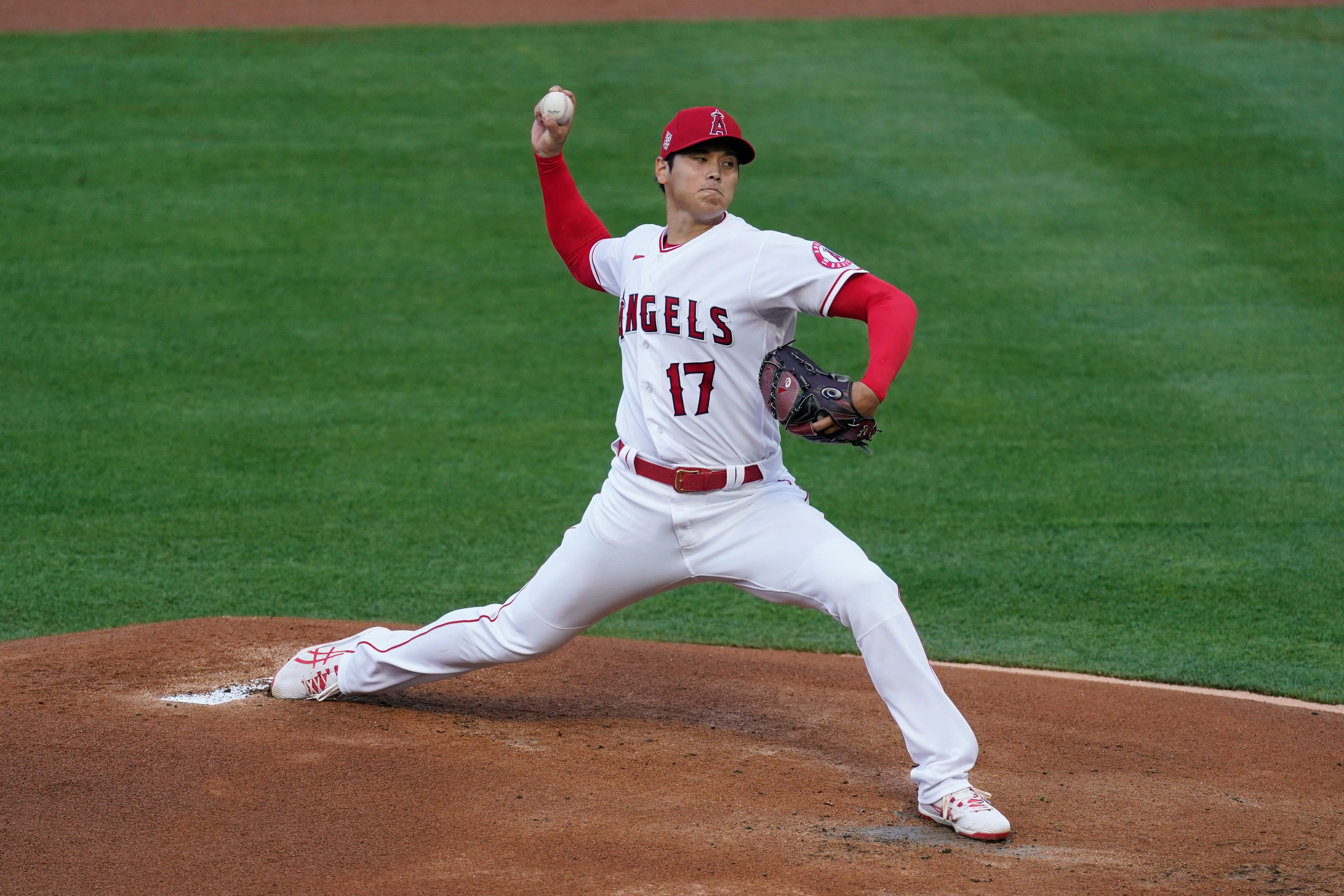 Japan star Ohtani gets green light to hit and pitch in World