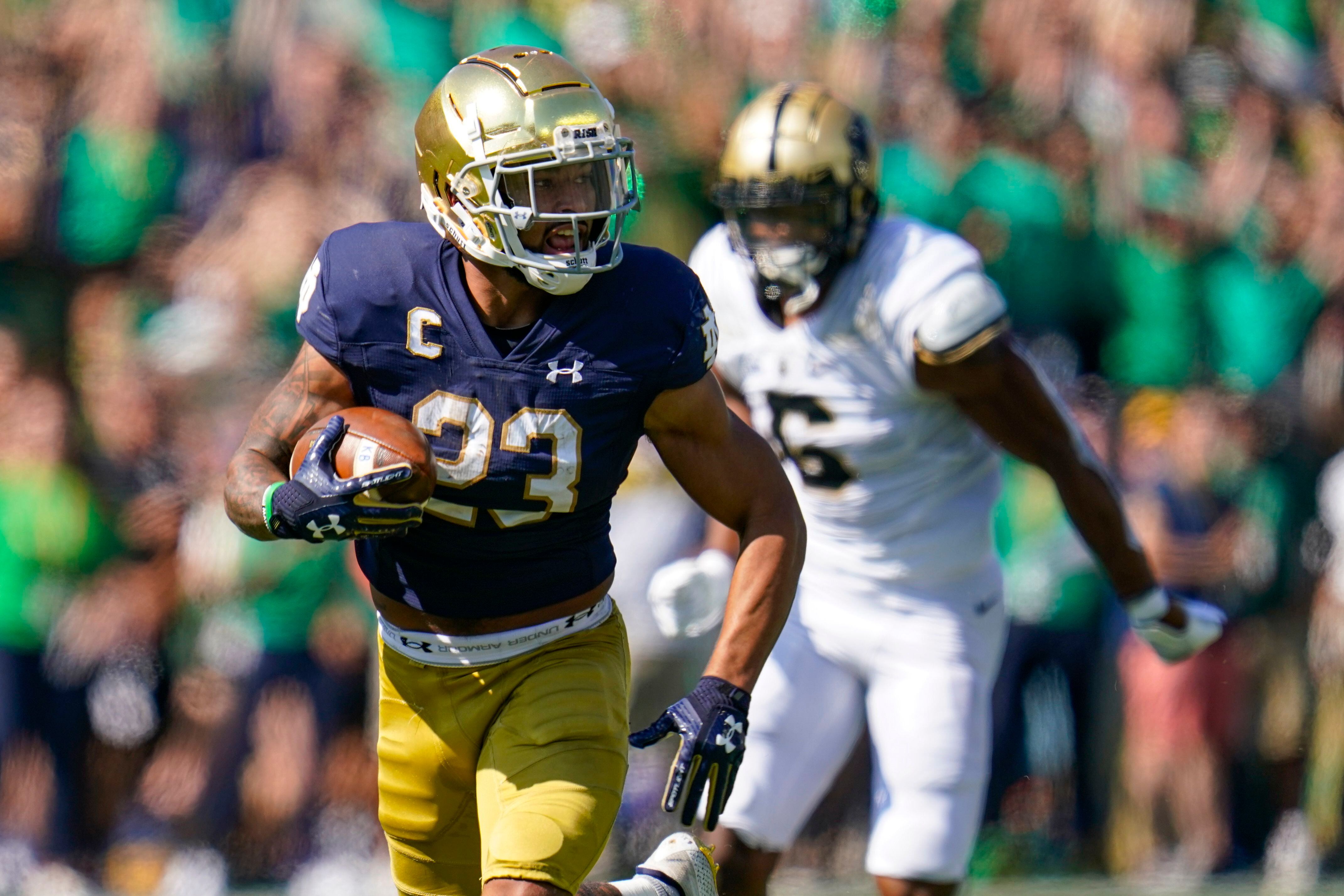 Kelly ties Rockne as No. 12 Irish hold off Purdue 27-13