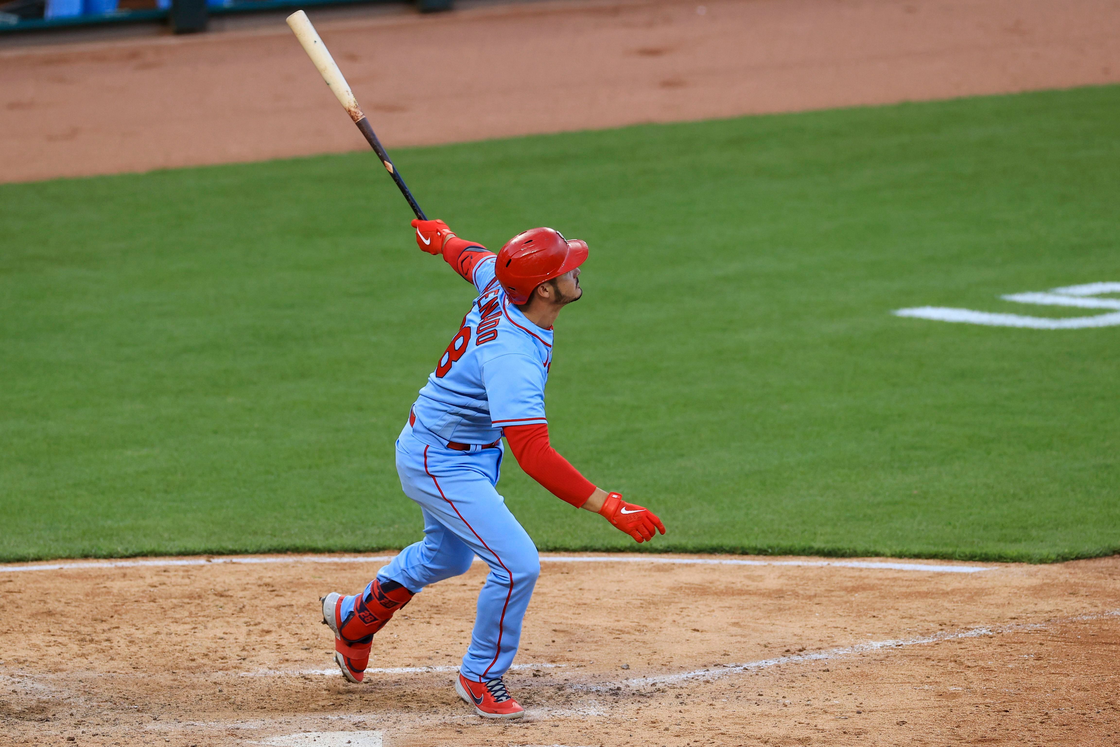 Reds, Cards scrap at plate and outfield, Castellanos tossed