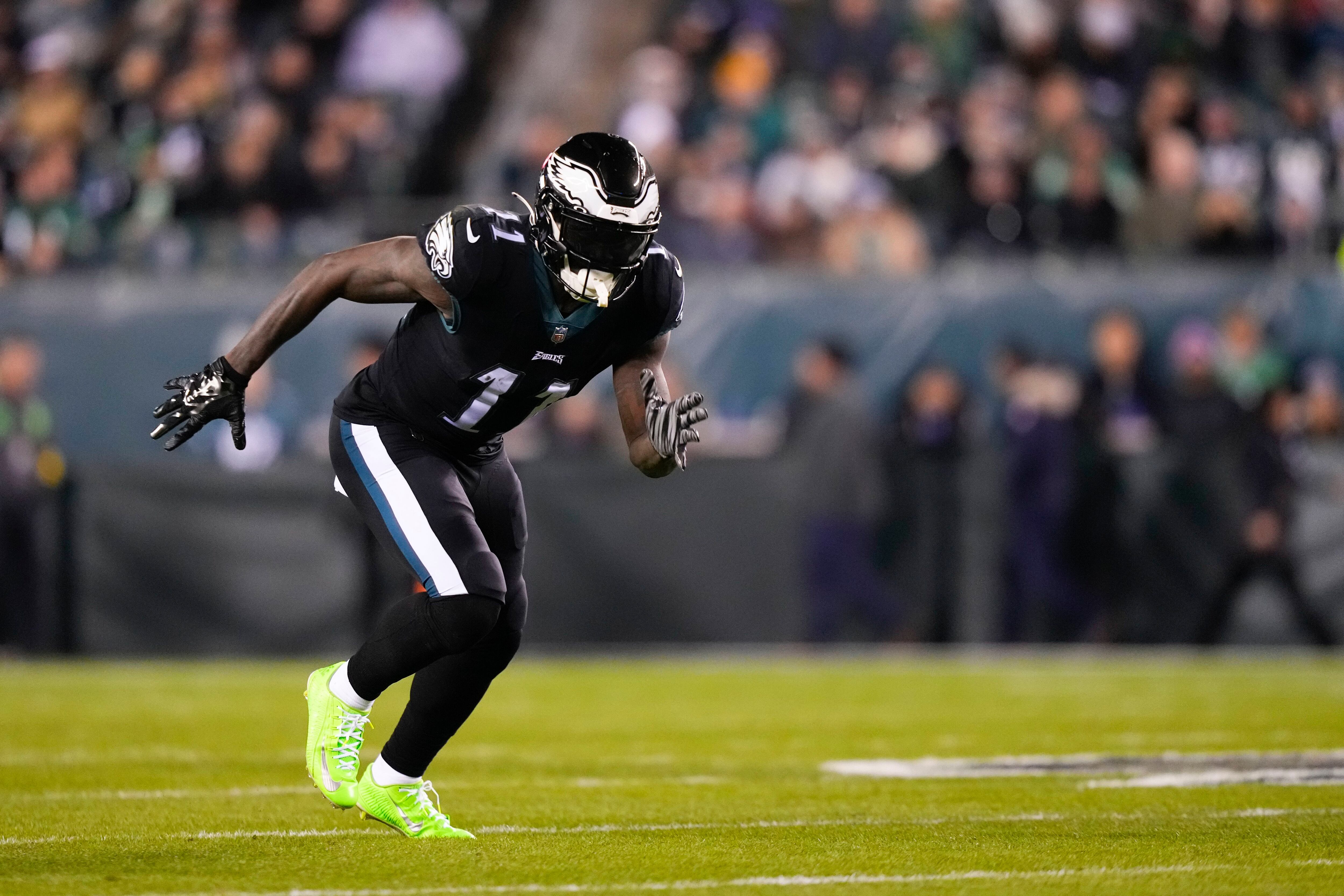 Wide receivers Brown, Smith form 'Dynamic Duo' for Eagles – Metro  Philadelphia