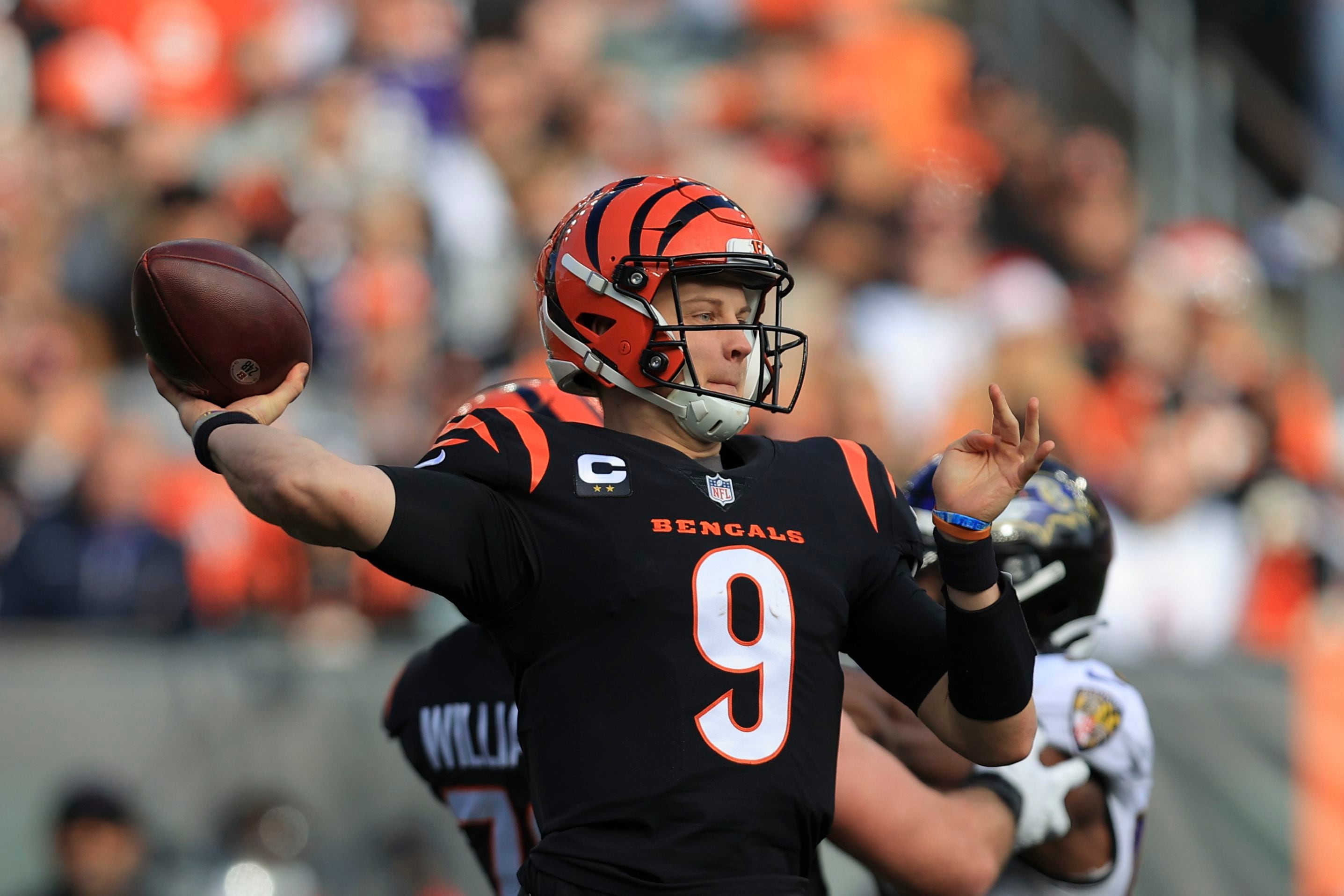 Cincinnati Bengals quarterback Joe Burrow (9) throws downfield during an  NFL football game between the Indianapolis Colts and Cincinnati Bengals,  Sunday, Oct. 18, 2020, in Indianapolis. (AP Photo/Zach Bolinger Stock Photo  - Alamy