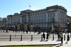 Buckingham Palace Barred Minorities From Office Jobs In 60s