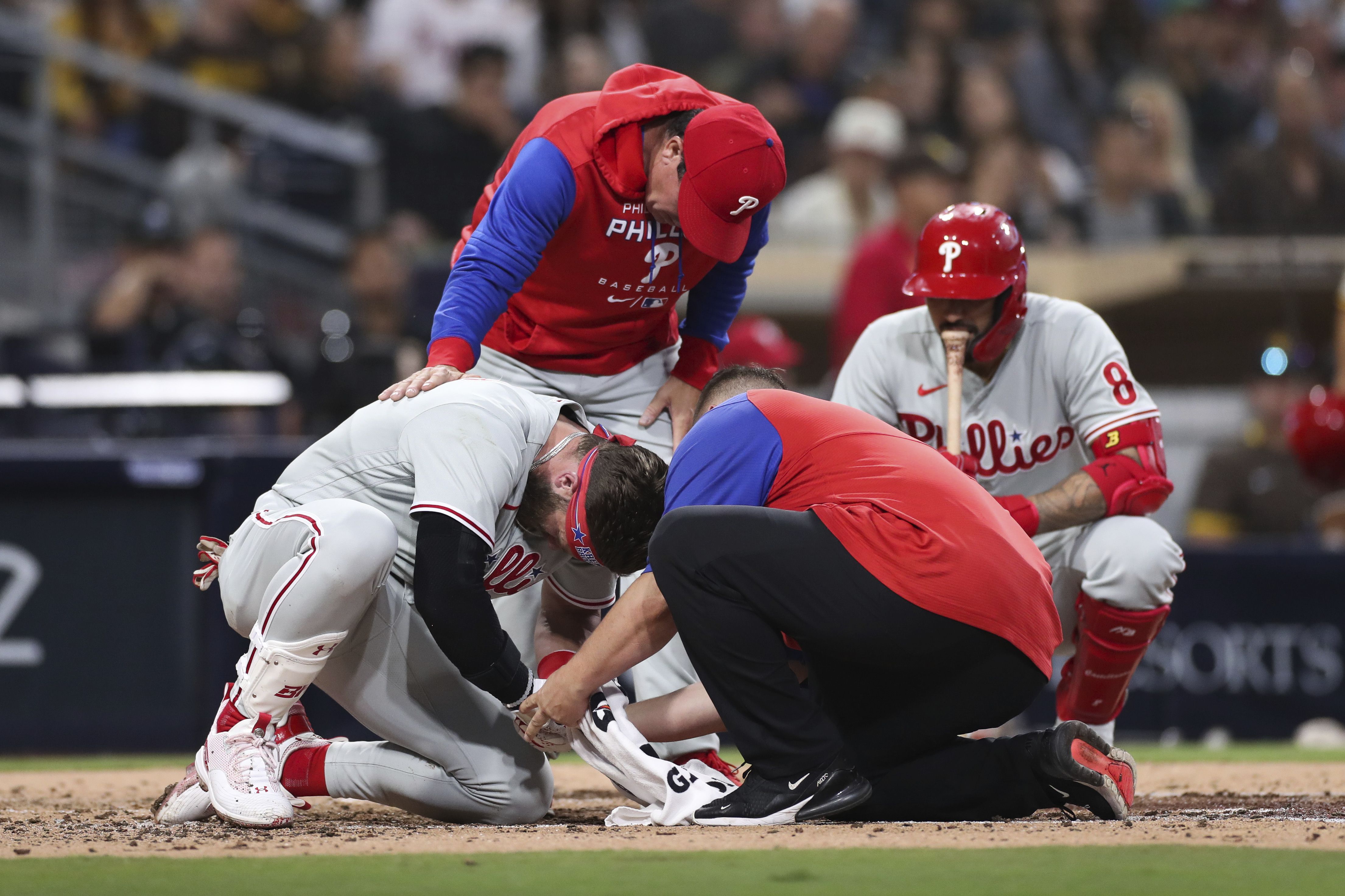 Bryce Harper, in crazy Phillies debut, witnesses a first vs. Toronto