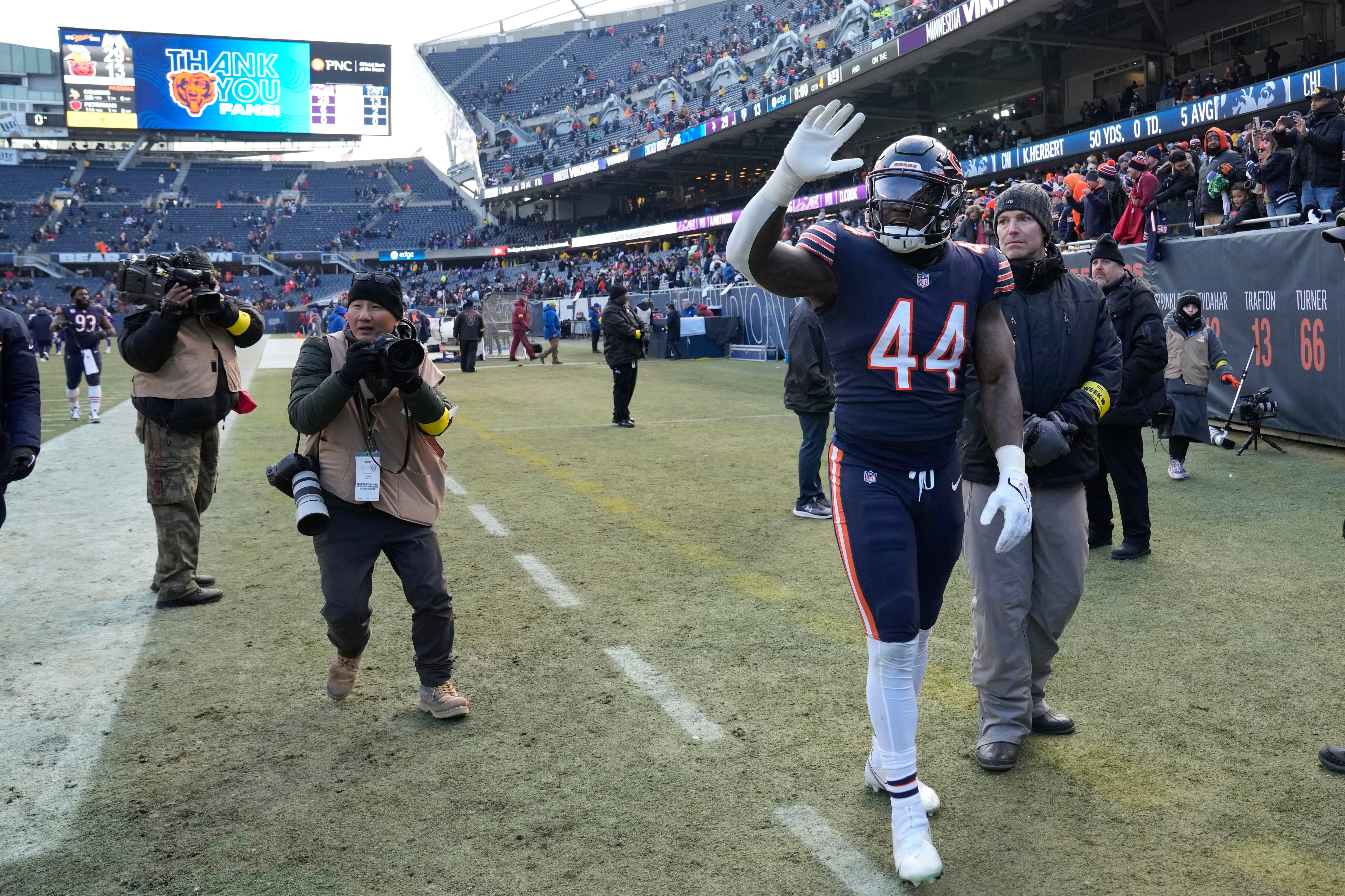 Texans rally to beat Colts 32-31 in season finale