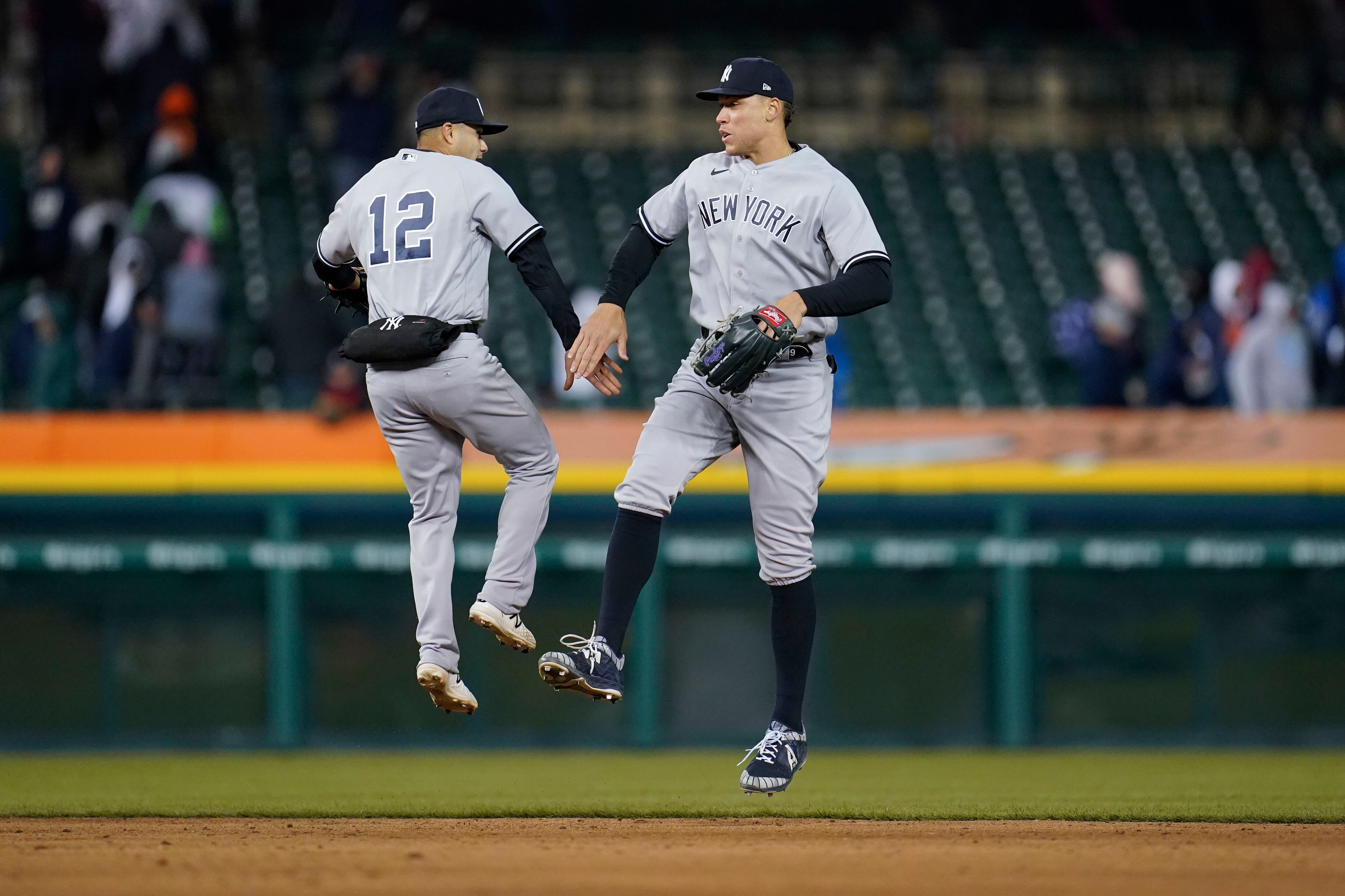 Tim Locastro steals third before Jordan Montgomery enters the