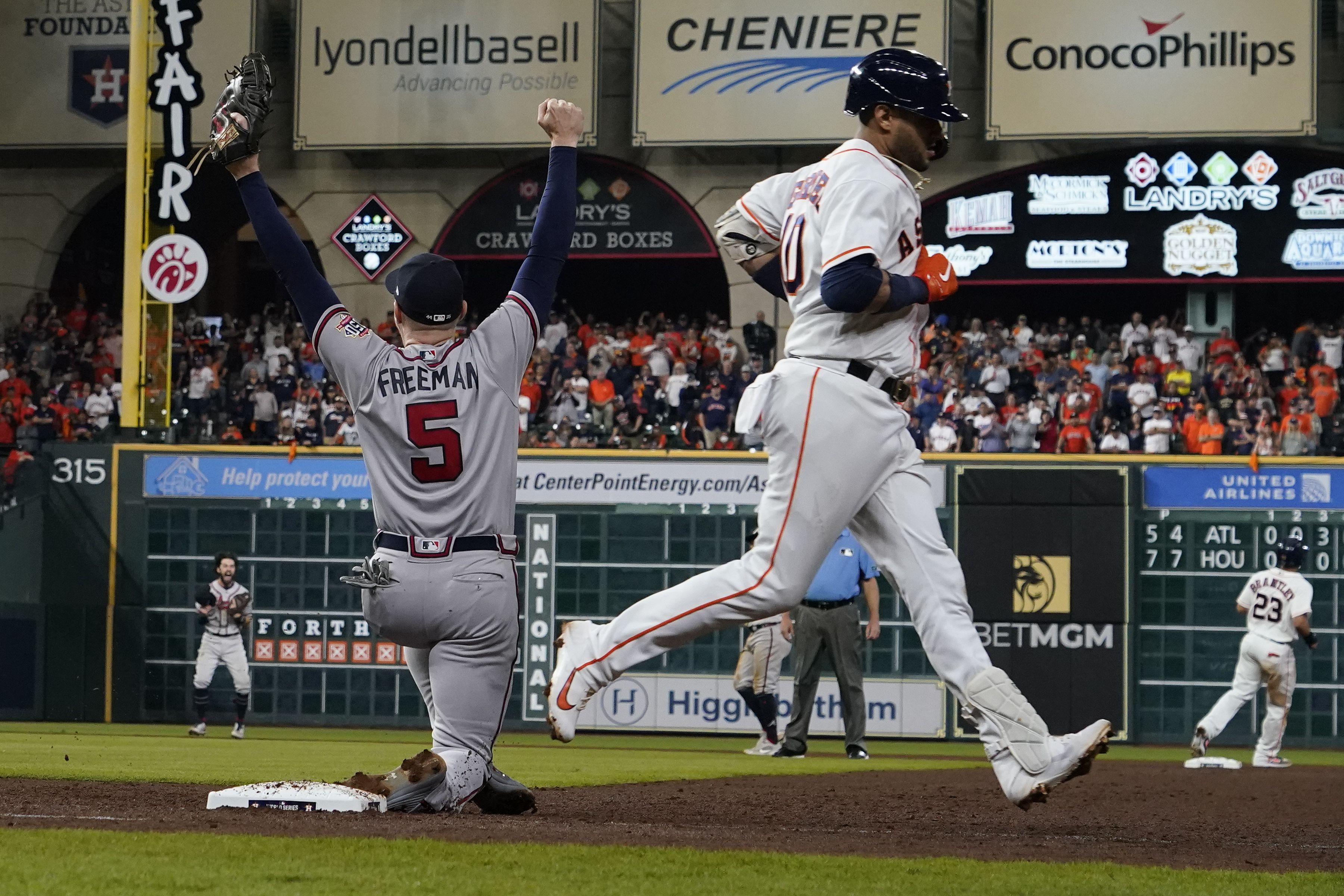 Atlanta Braves ATL Chop On MLB Acuna Swanson Freeman Chop It Like Its Hot  SunTrust Park