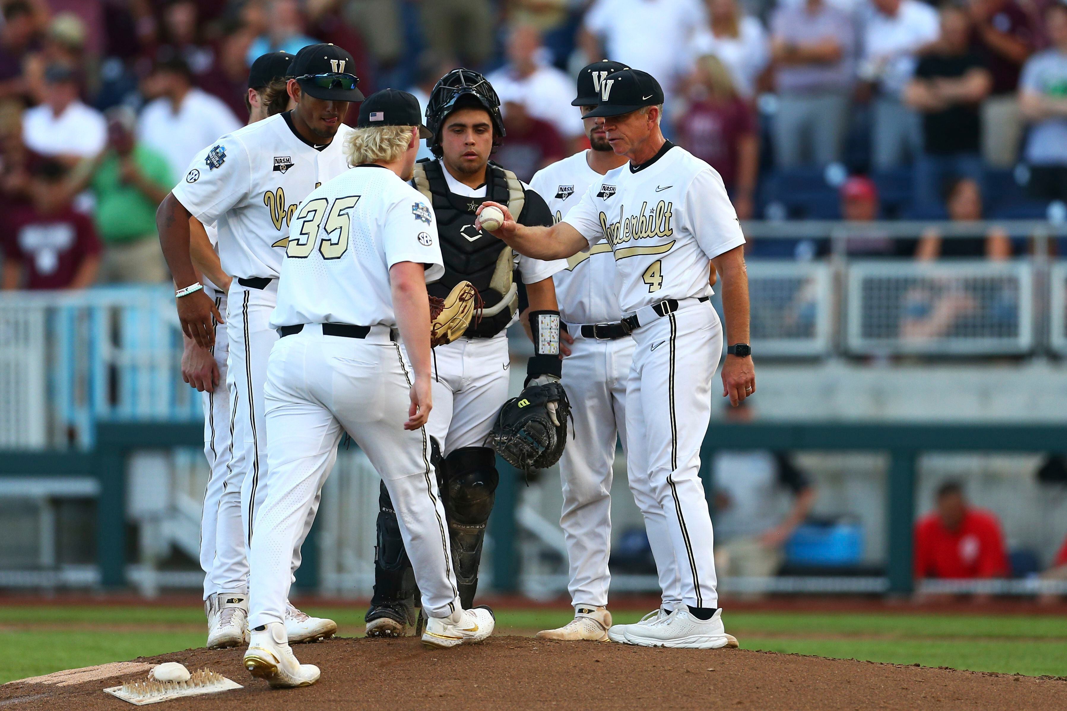 Vanderbilt earns first ever CWS win - Statesboro Herald