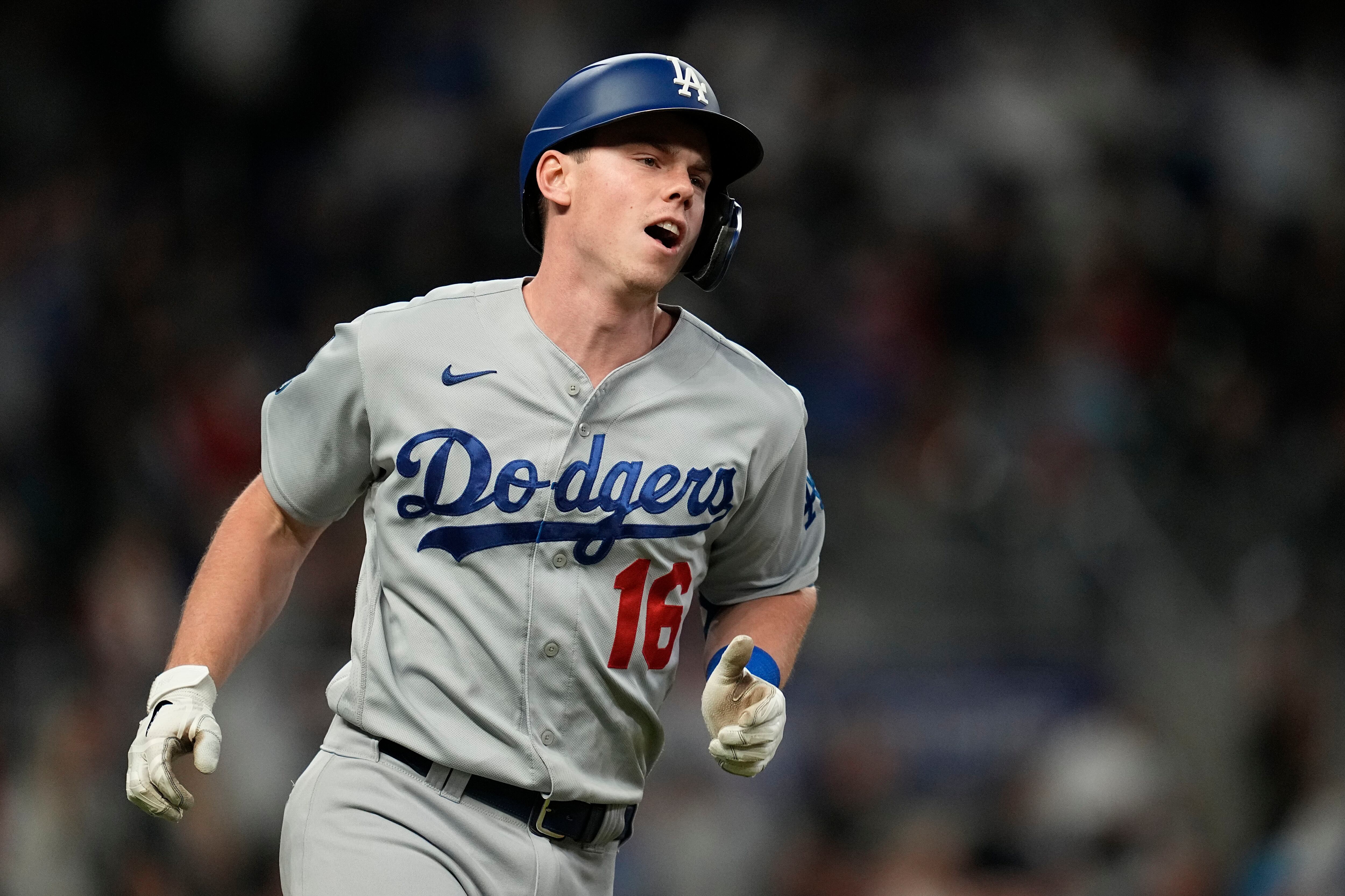 Gonsolin wins 9th, Freeman drives in 5 as Dodgers down Reds