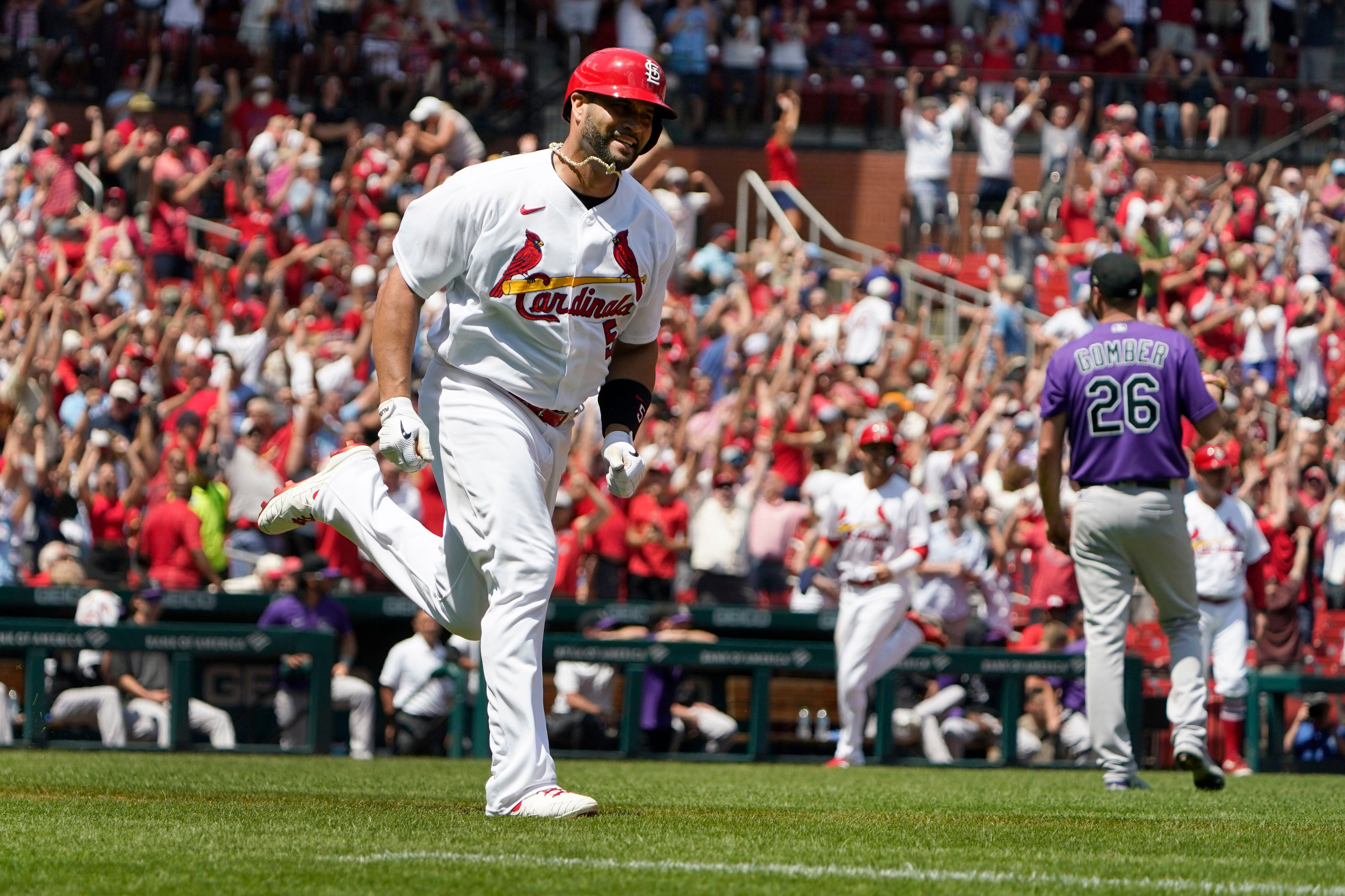 Amid major league-best 16-game hit streak, Rockies' Charlie