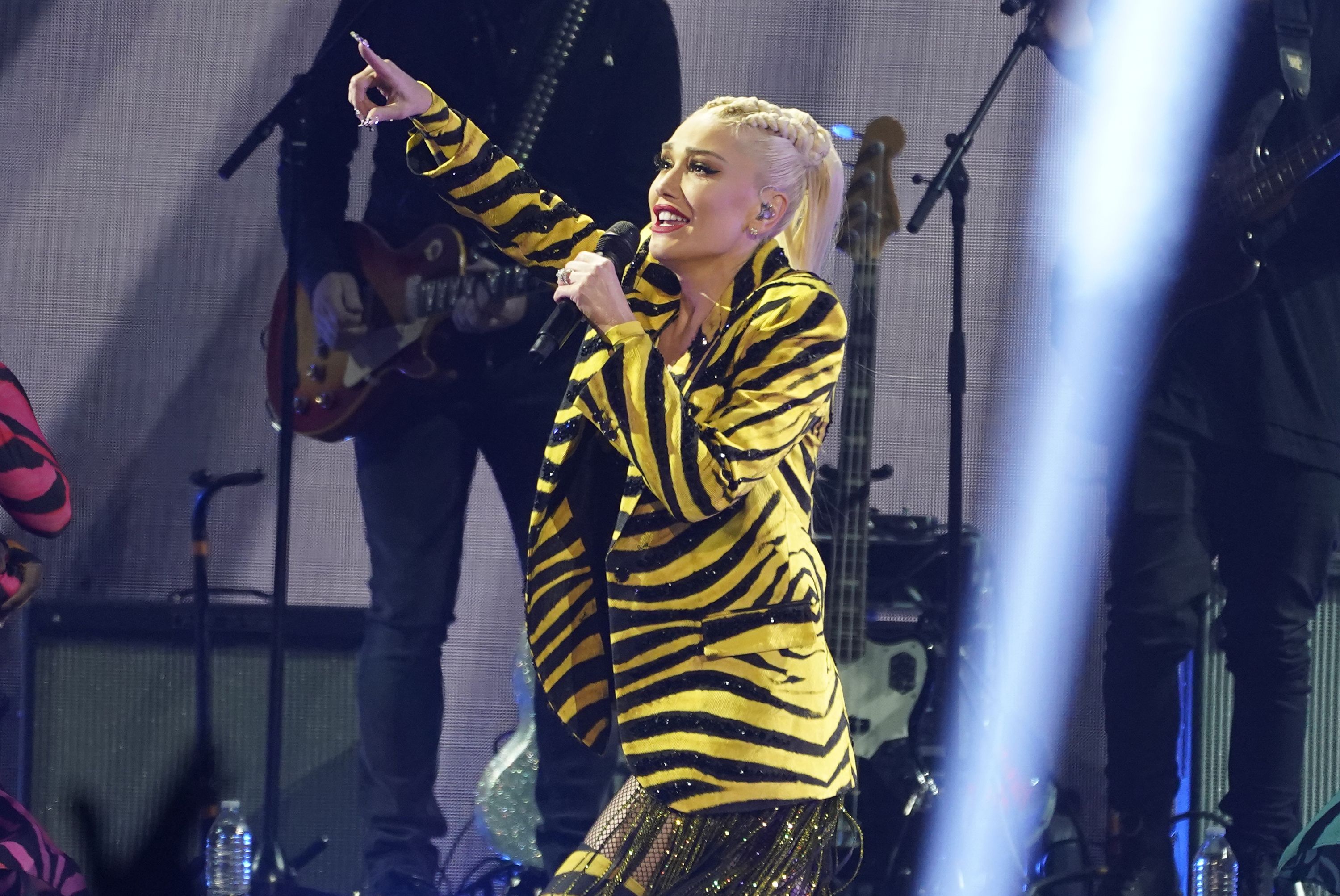 Super Bow LVI: Miley Cyrus, Green Day, Halsey among acts for music