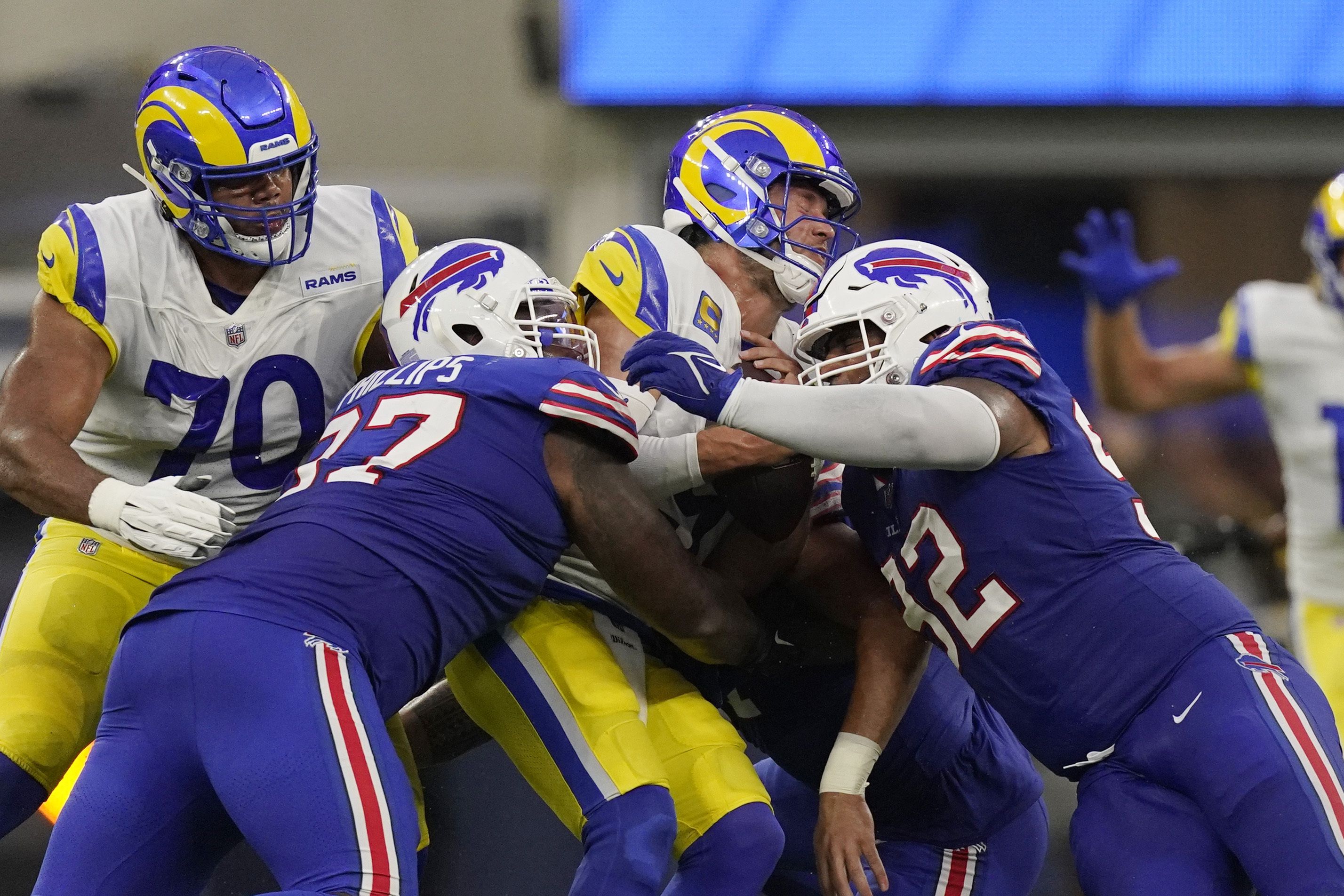 Buffalo Bills blow out champion Rams 31-10 in season opener – WWLP