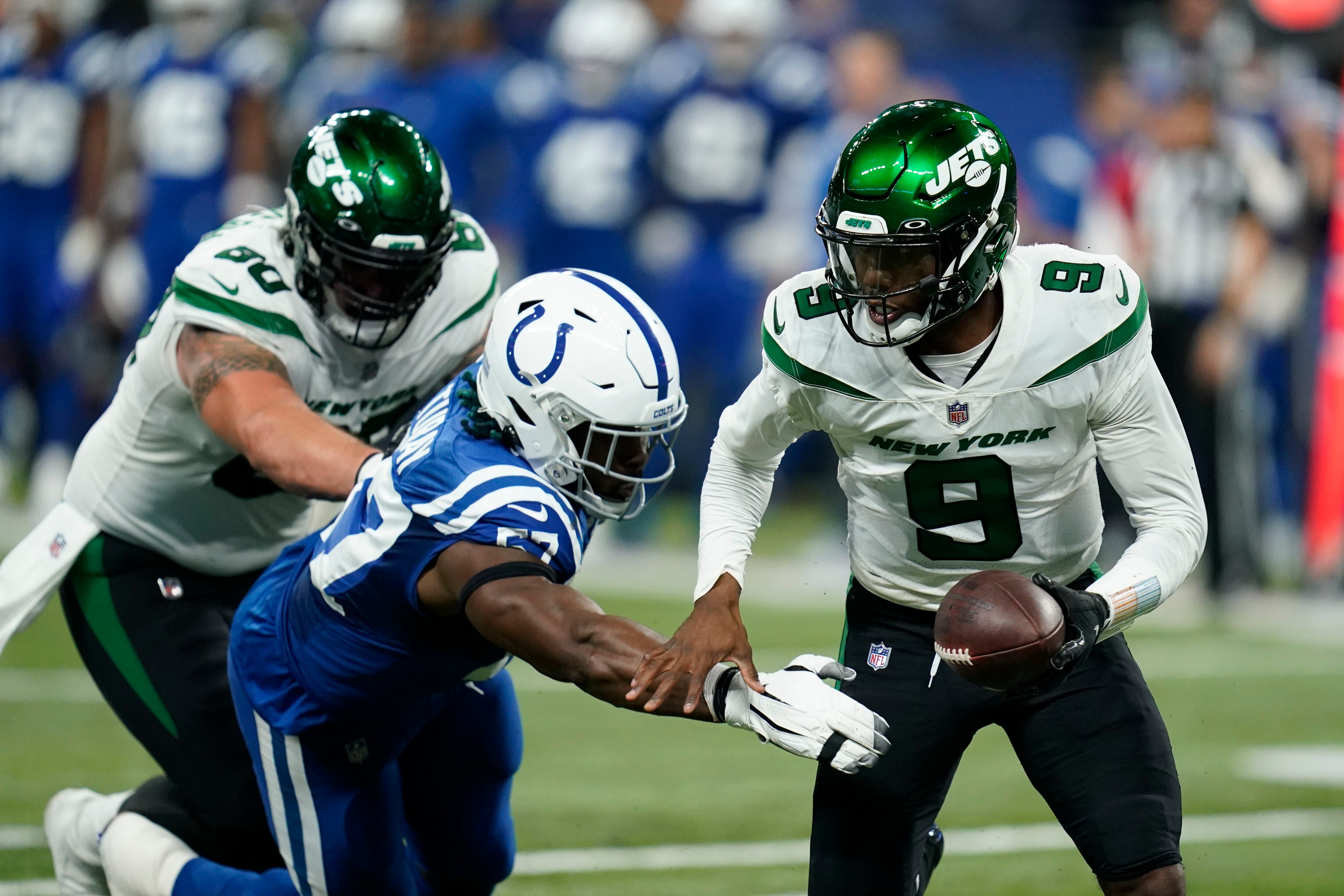 Jonathan Taylor, ground game help Colts find easy path past Jets