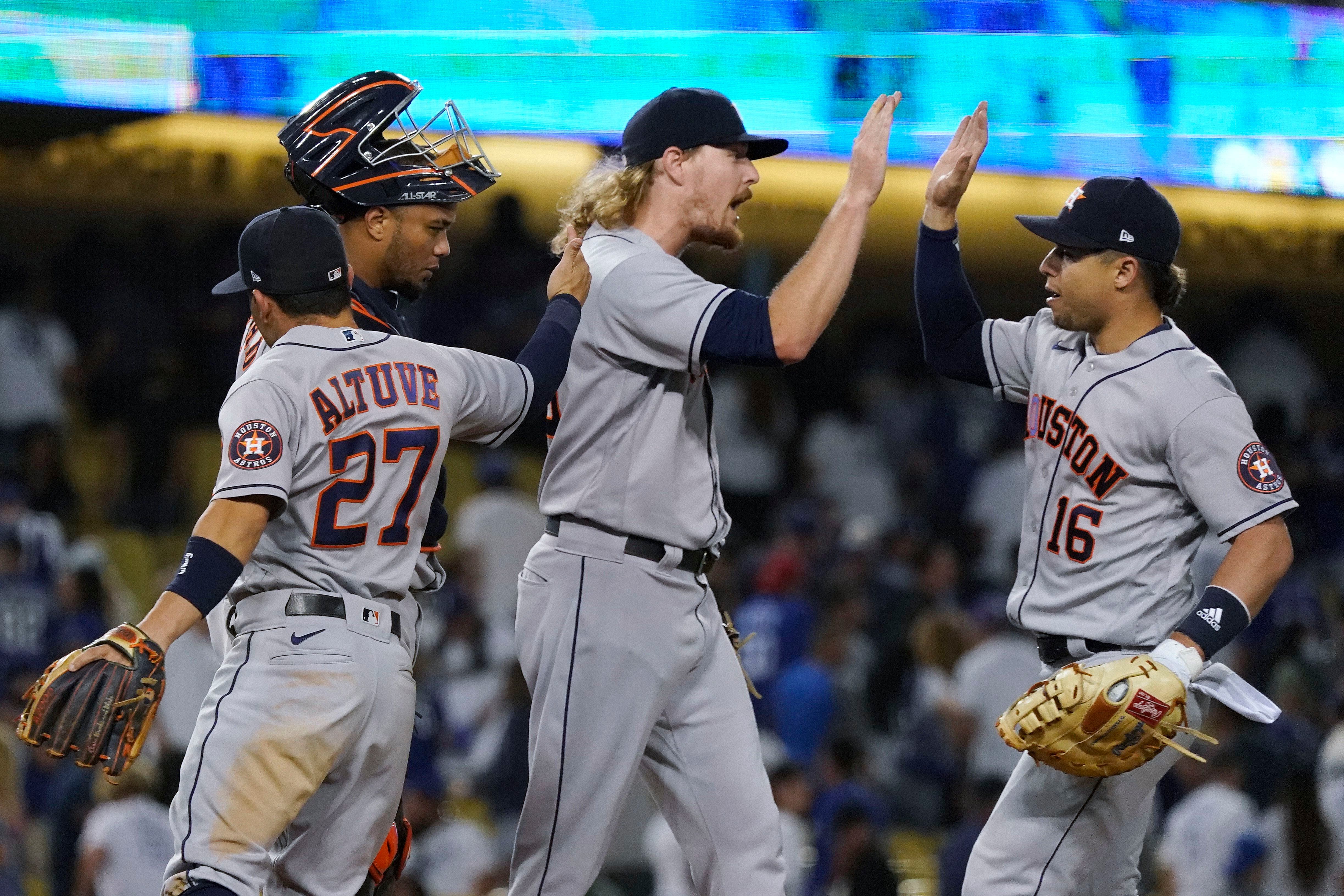 Dodgers Fans Fill Section at Astros' Stadium to Chant 'CHEATERS!