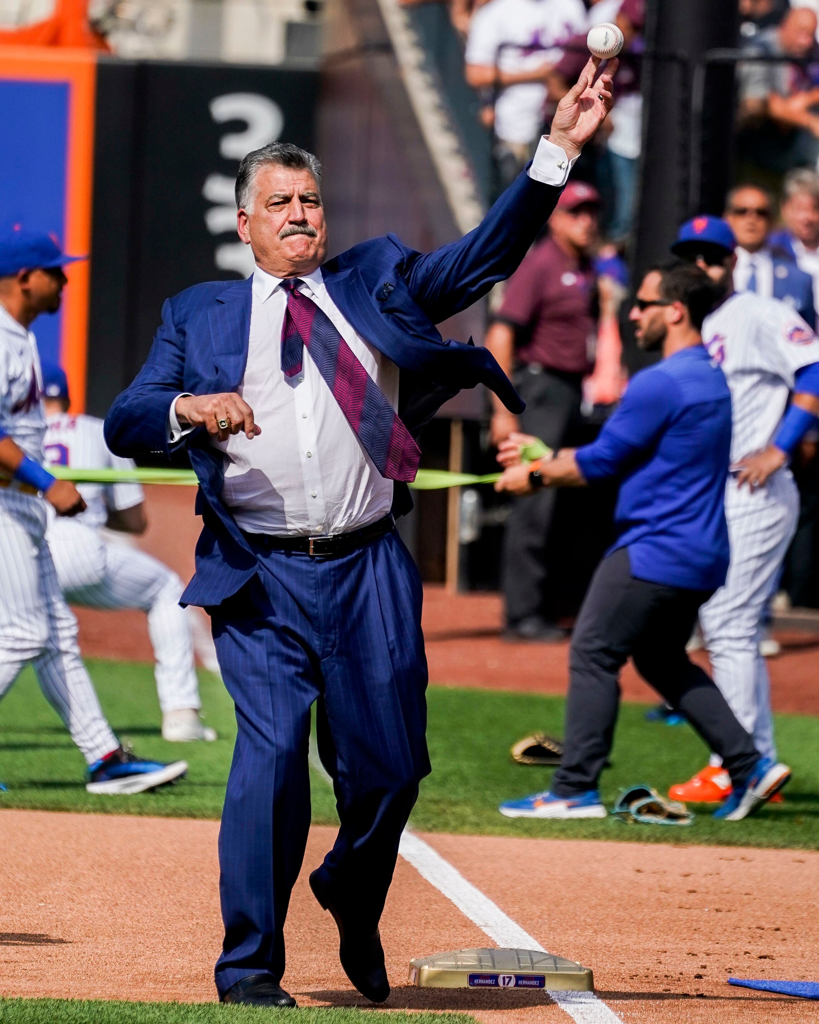 New York Mets to retire number 17 in honor of Keith Hernandez: Here are 5  of the captain's best moments : r/NewYorkMets