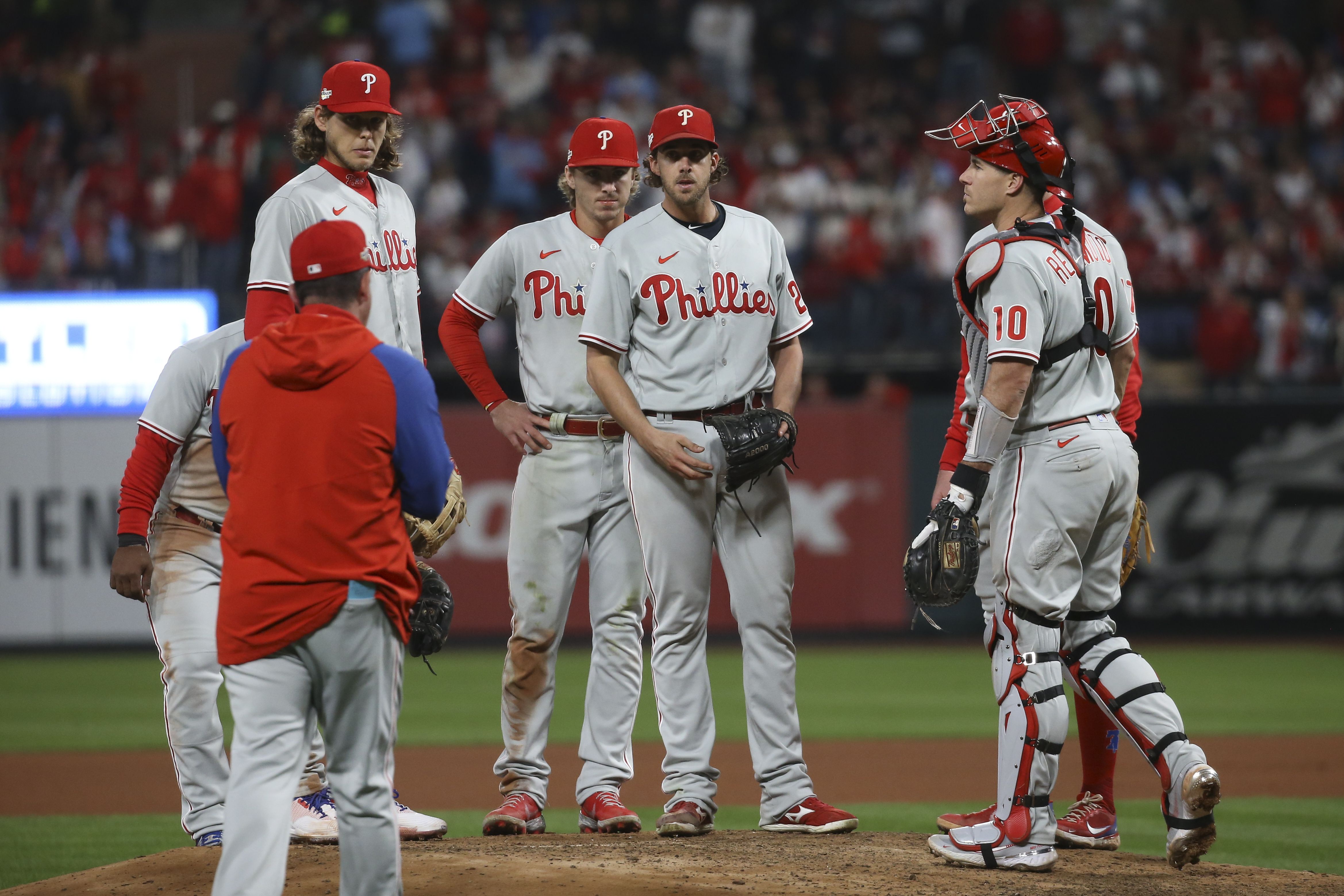 PHILLIES: Hall of Famers Sandberg, Molitor manage against each other – The  Times Herald