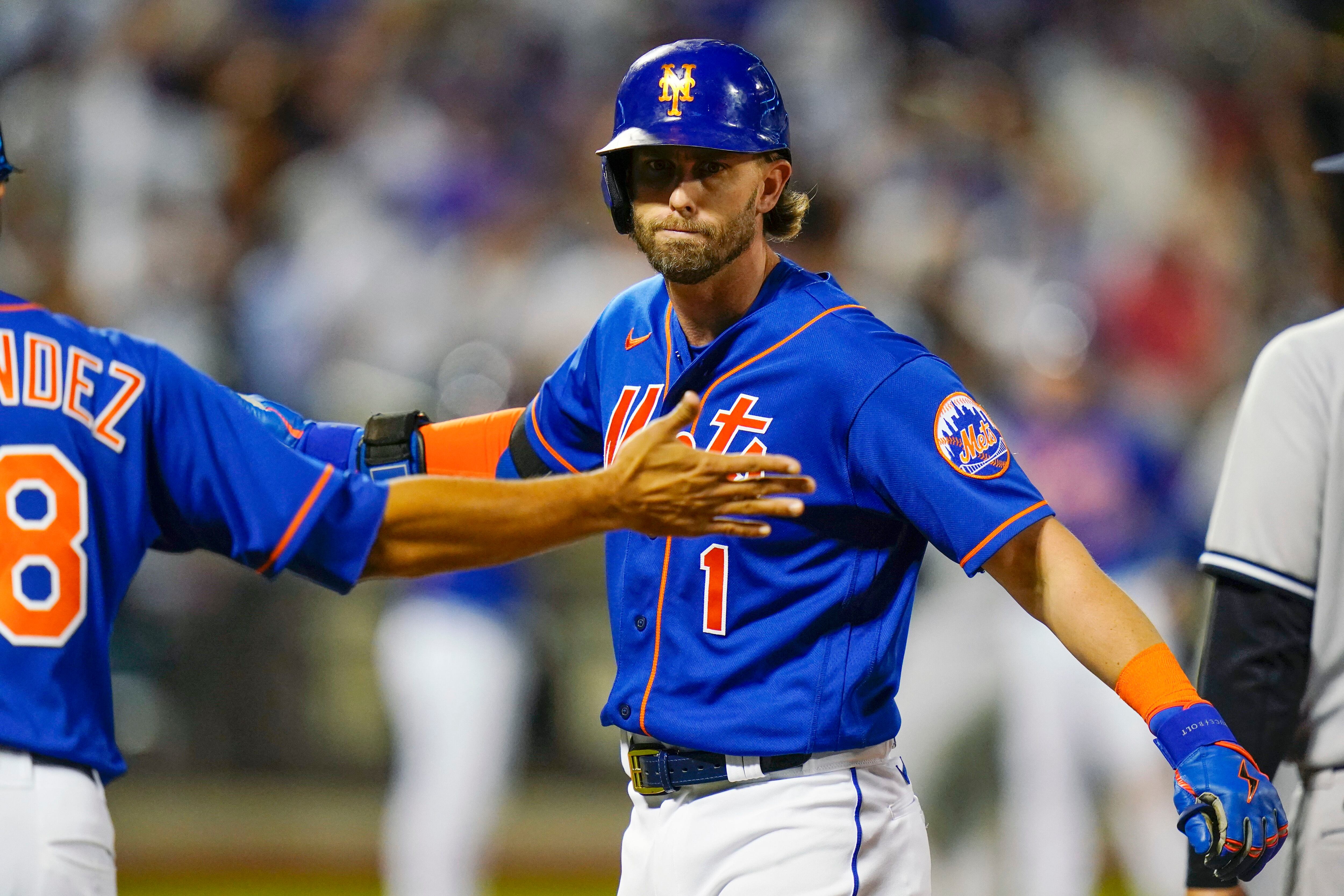 Mets Top Yanks 6-3 in Subway Series Matchup of Leaders - Bloomberg