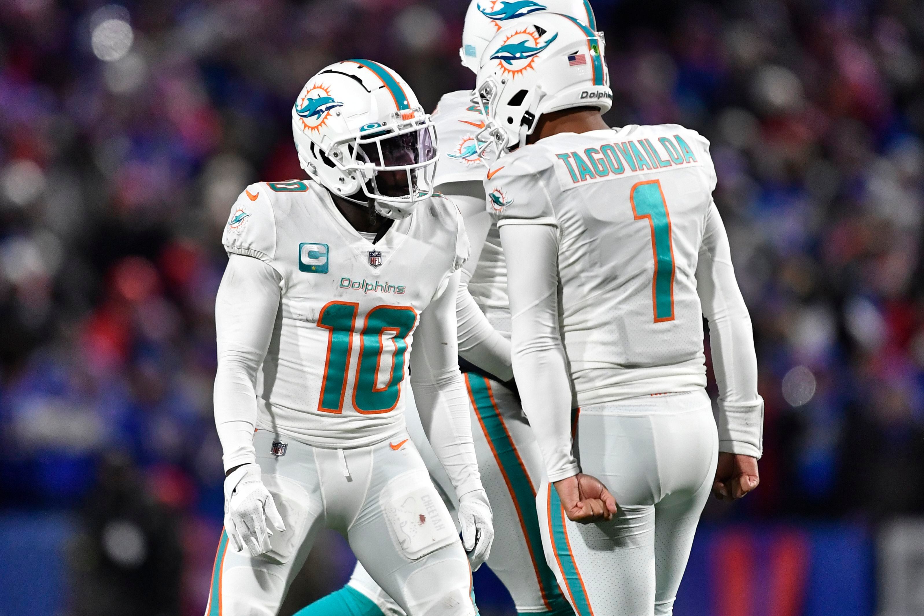 Dolphins vs Bills Player Props: Dawson Knox, Jaylen Waddle Touchdown Picks