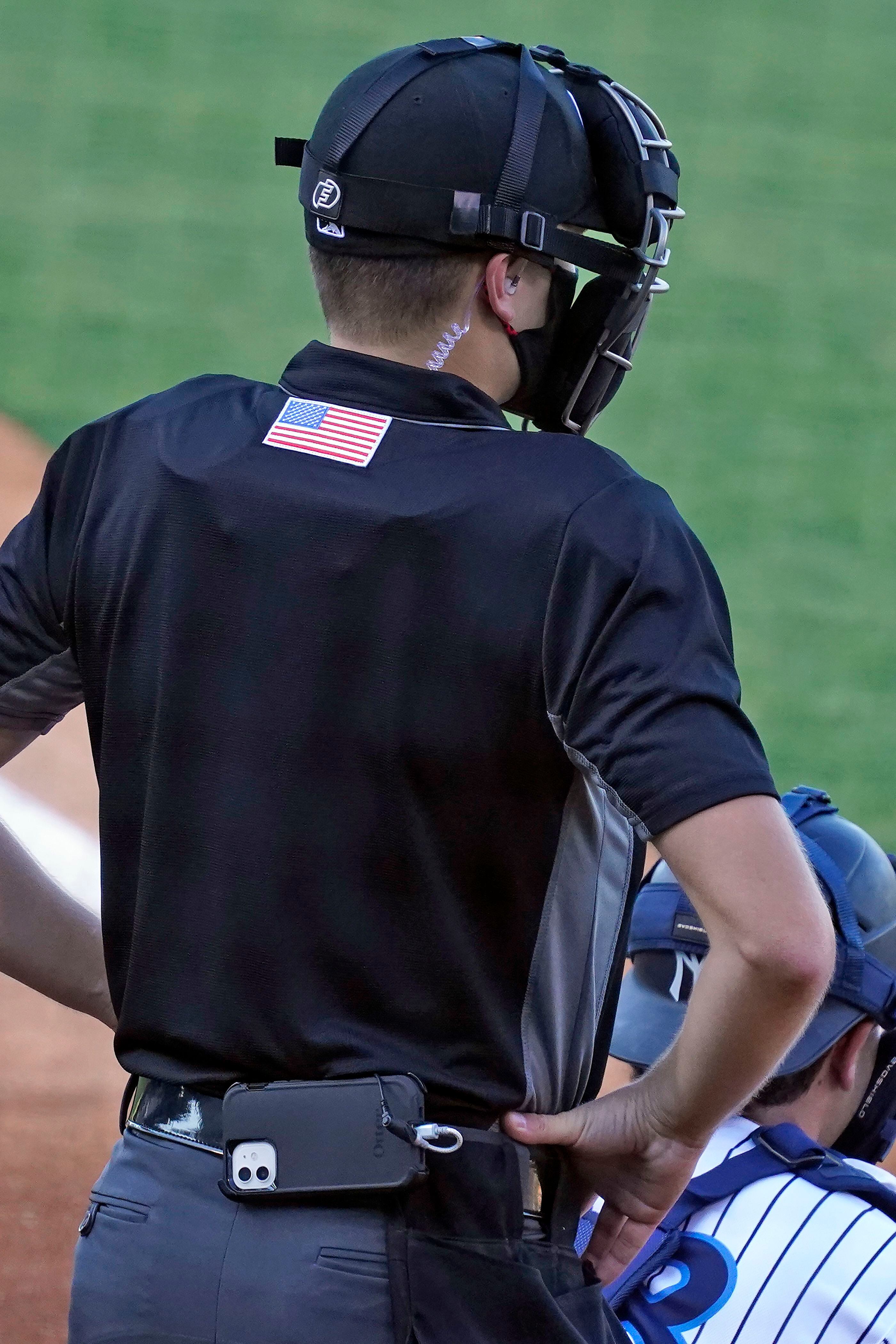 MLB umpires agree to cooperate with developing computer plate umps