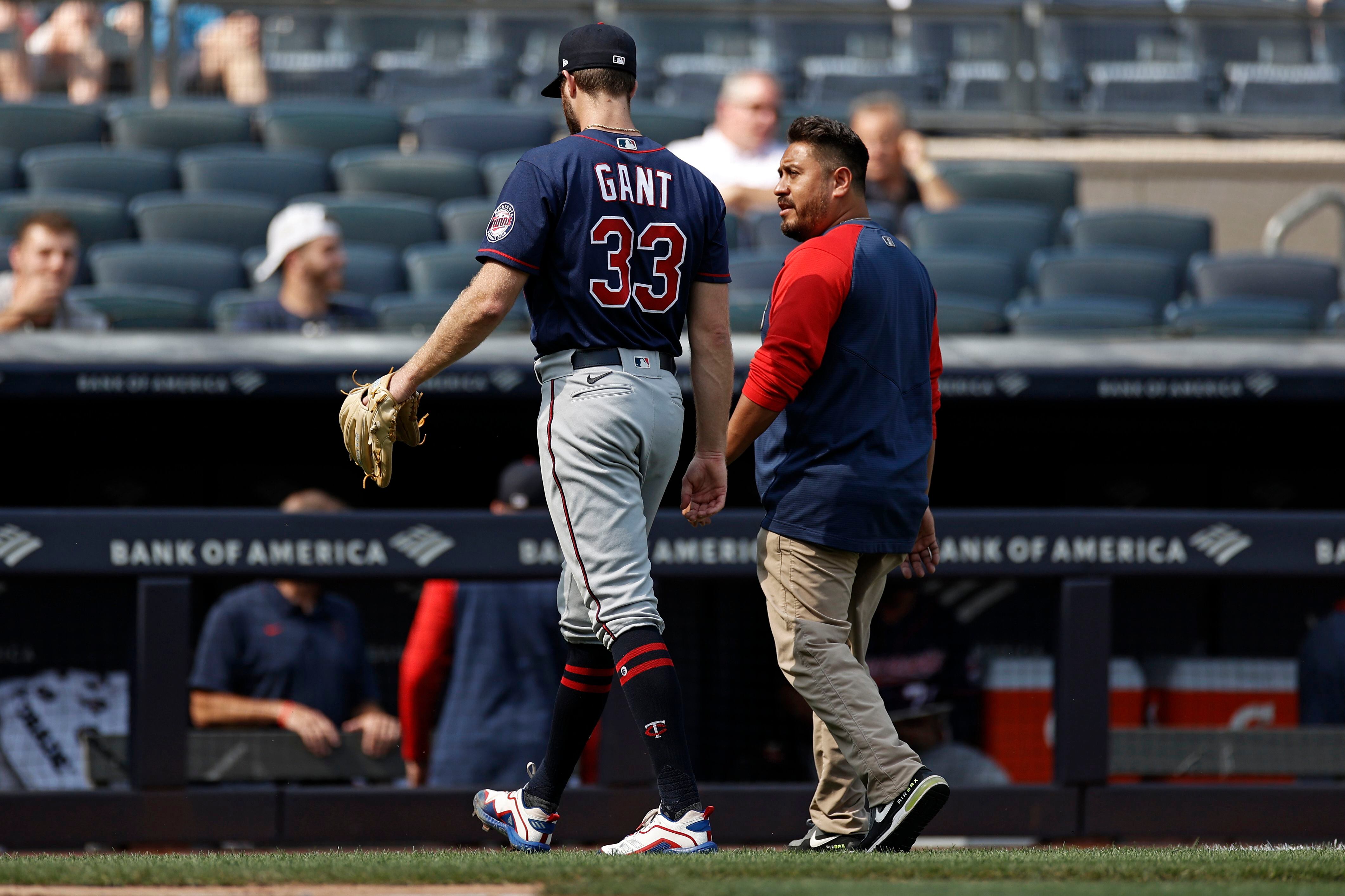 Twins-Yanks rained out, doubleheader Wednesday; Rizzo to IL